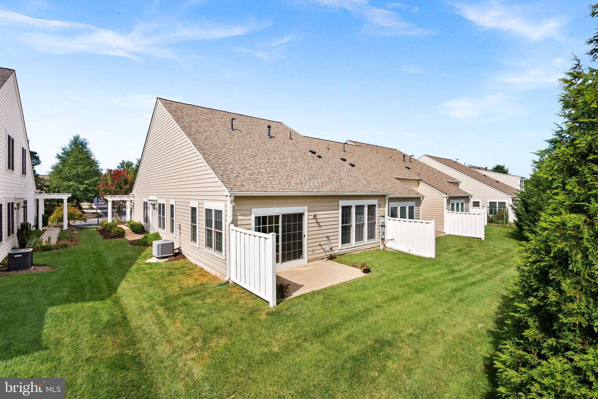 44444 OAKMONT MANOR SQUARE