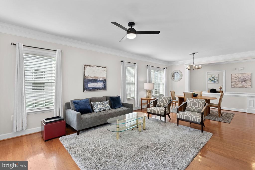 44444 OAKMONT MANOR SQUARE