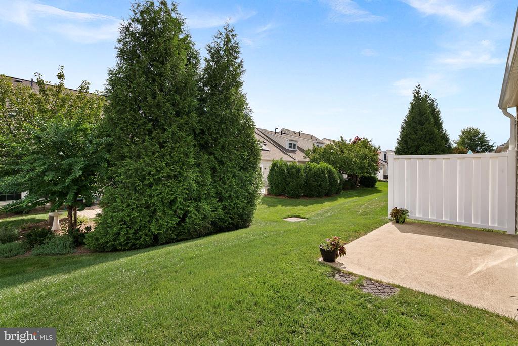 44444 OAKMONT MANOR SQUARE