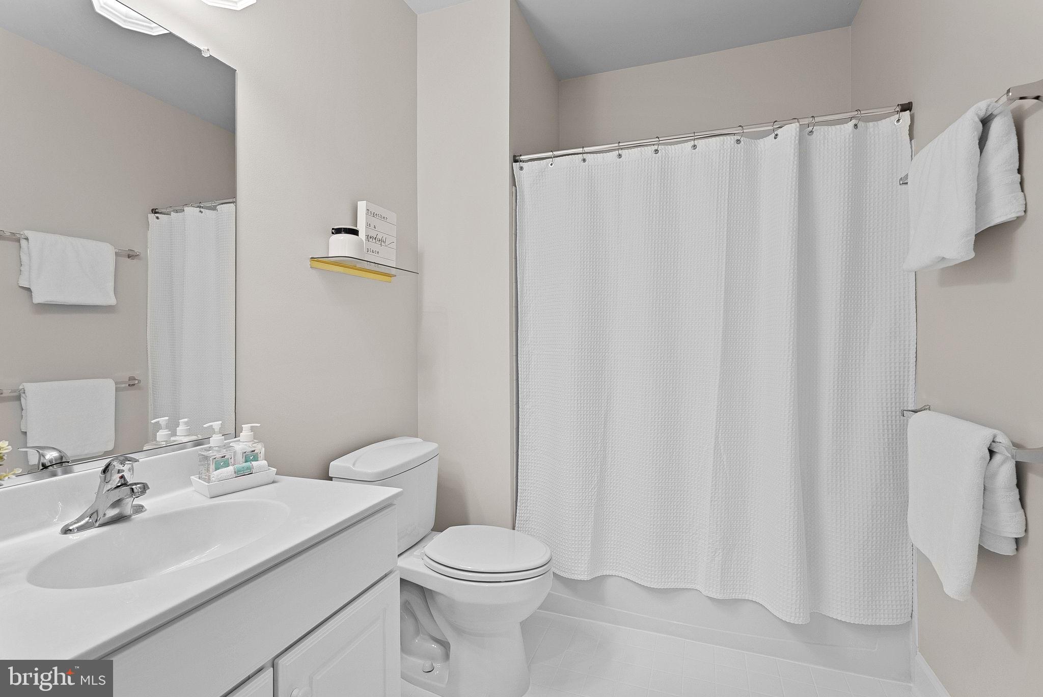 44444 OAKMONT MANOR SQUARE