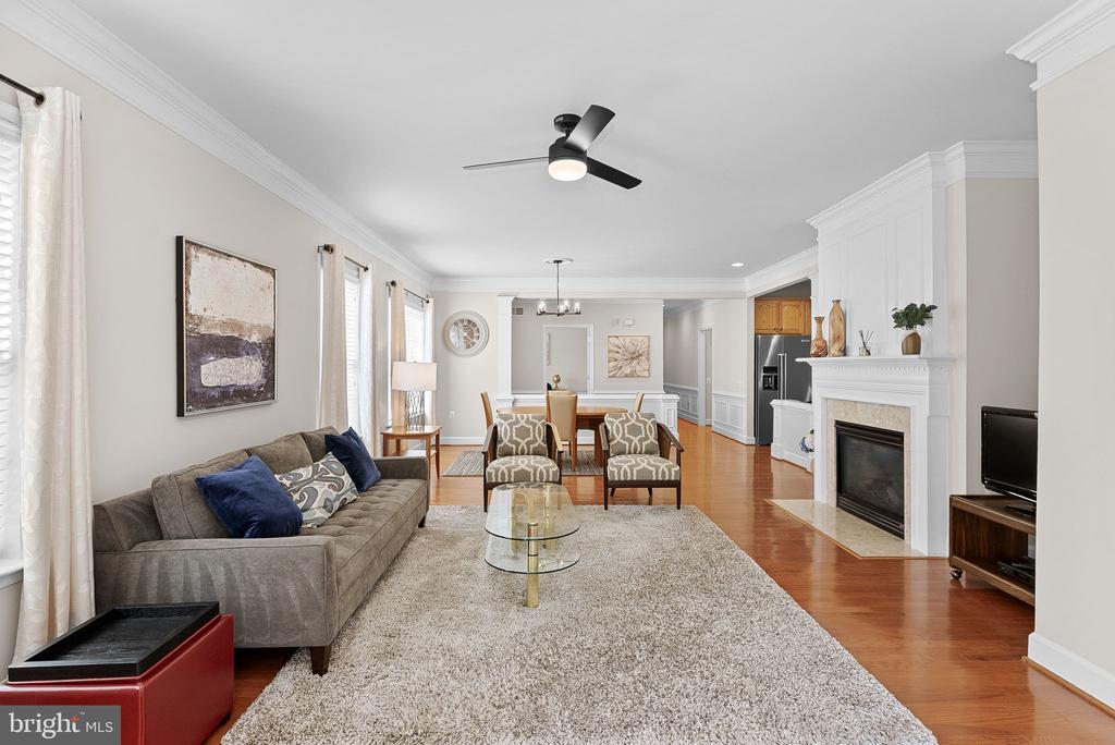 44444 OAKMONT MANOR SQUARE
