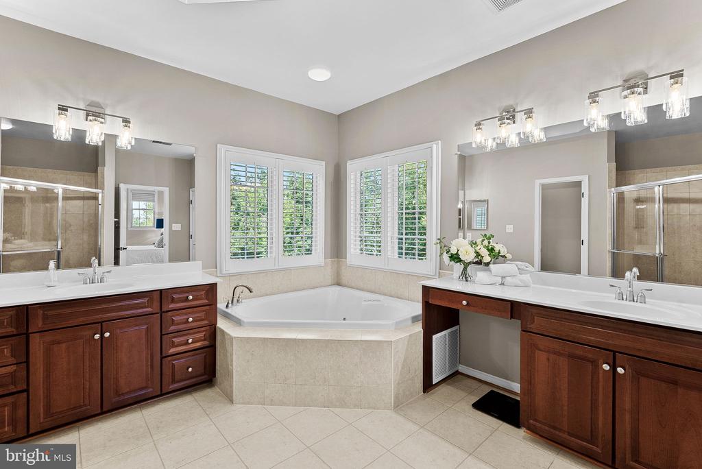 43074 ROCKY RIDGE COURT
