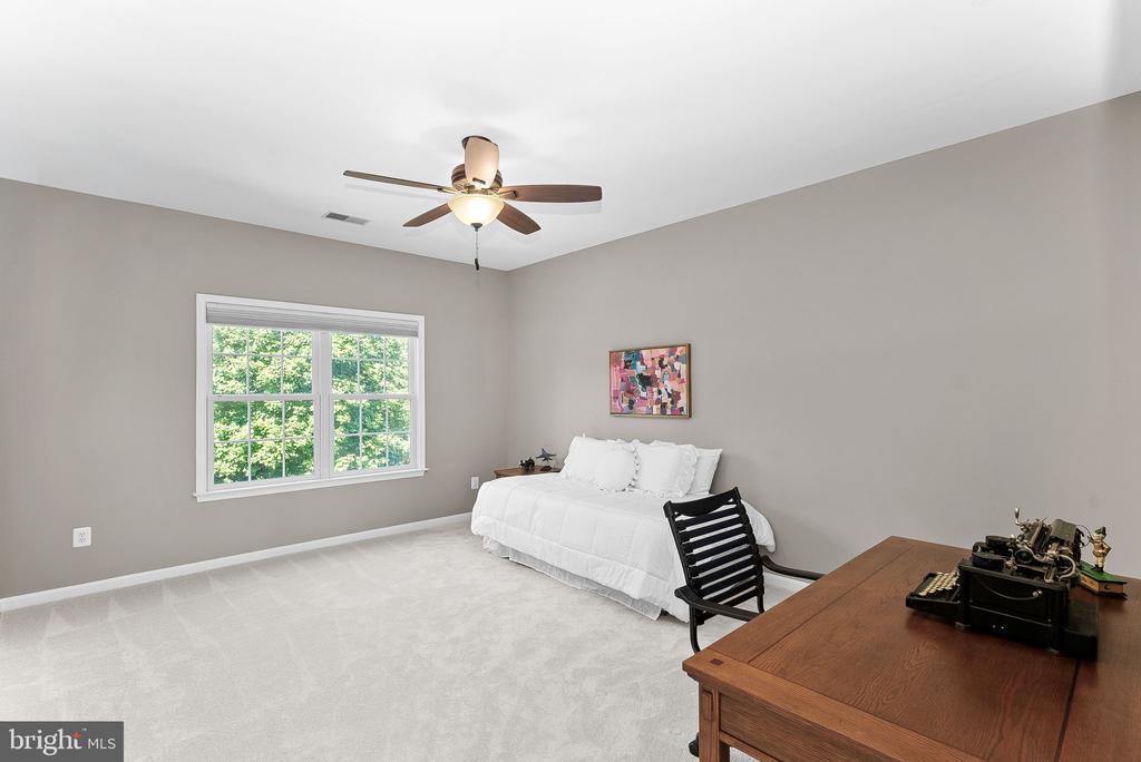 43074 ROCKY RIDGE COURT