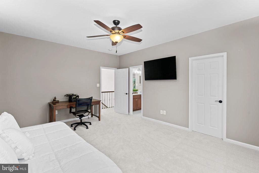 43074 ROCKY RIDGE COURT