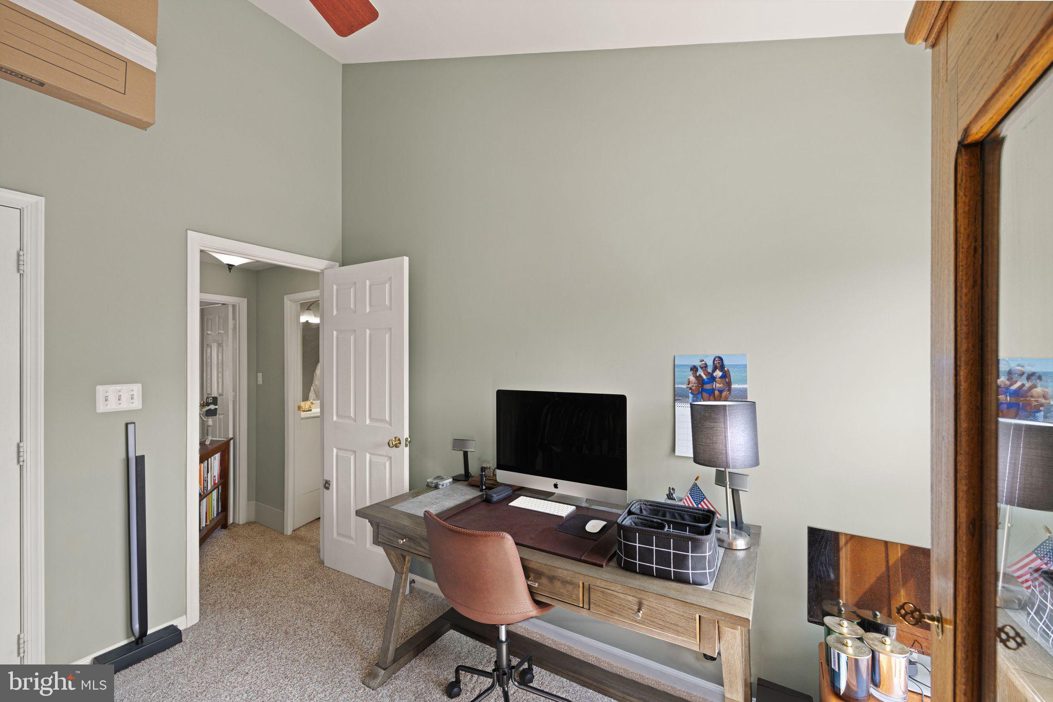 21312 LORD NELSON TERRACE