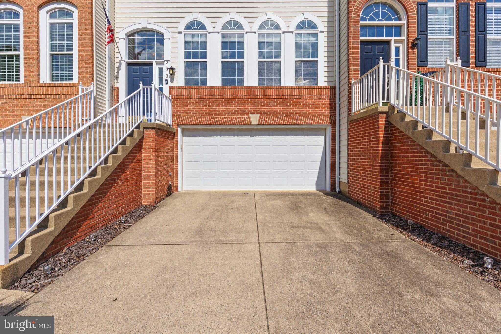 21312 LORD NELSON TERRACE