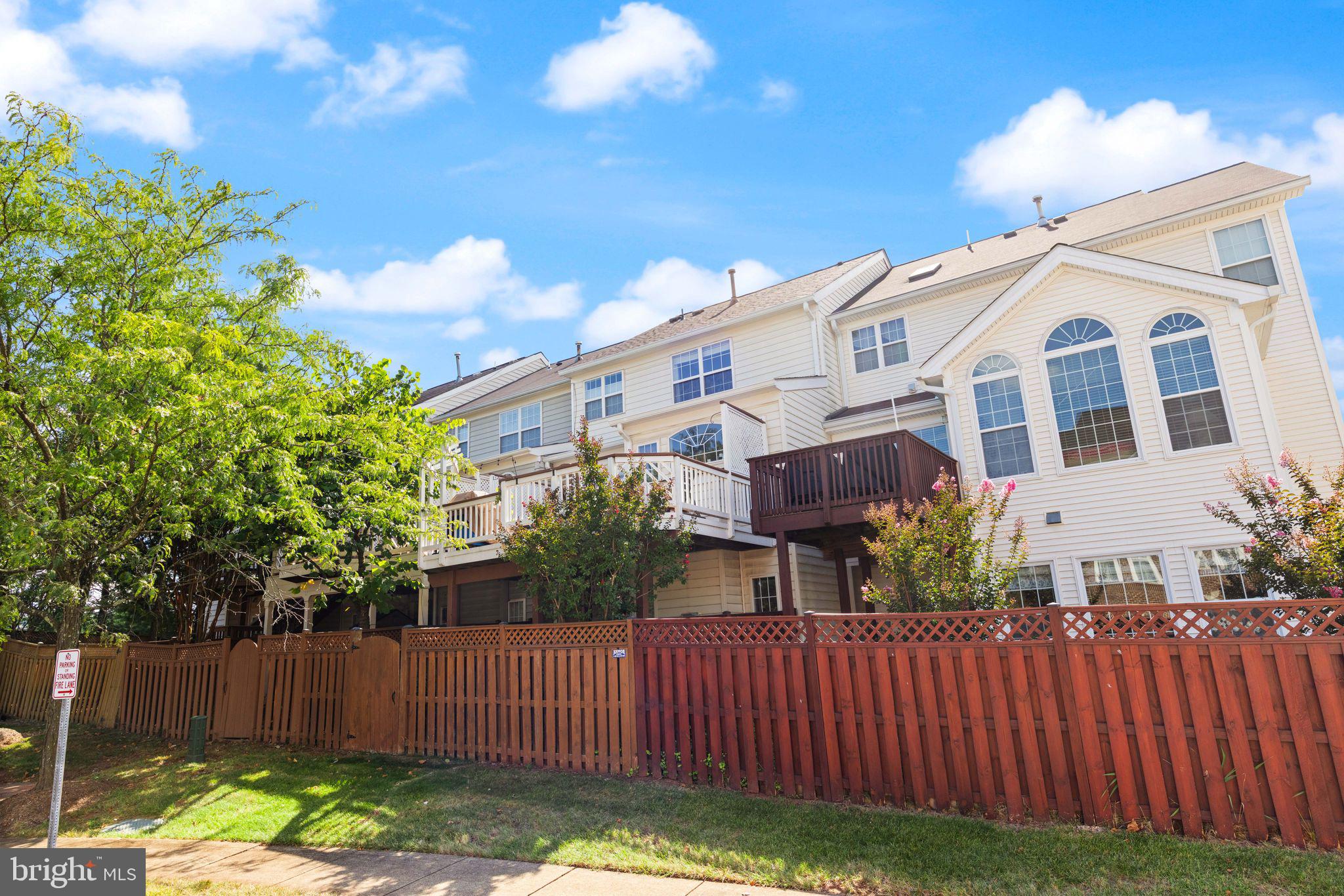 21312 LORD NELSON TERRACE