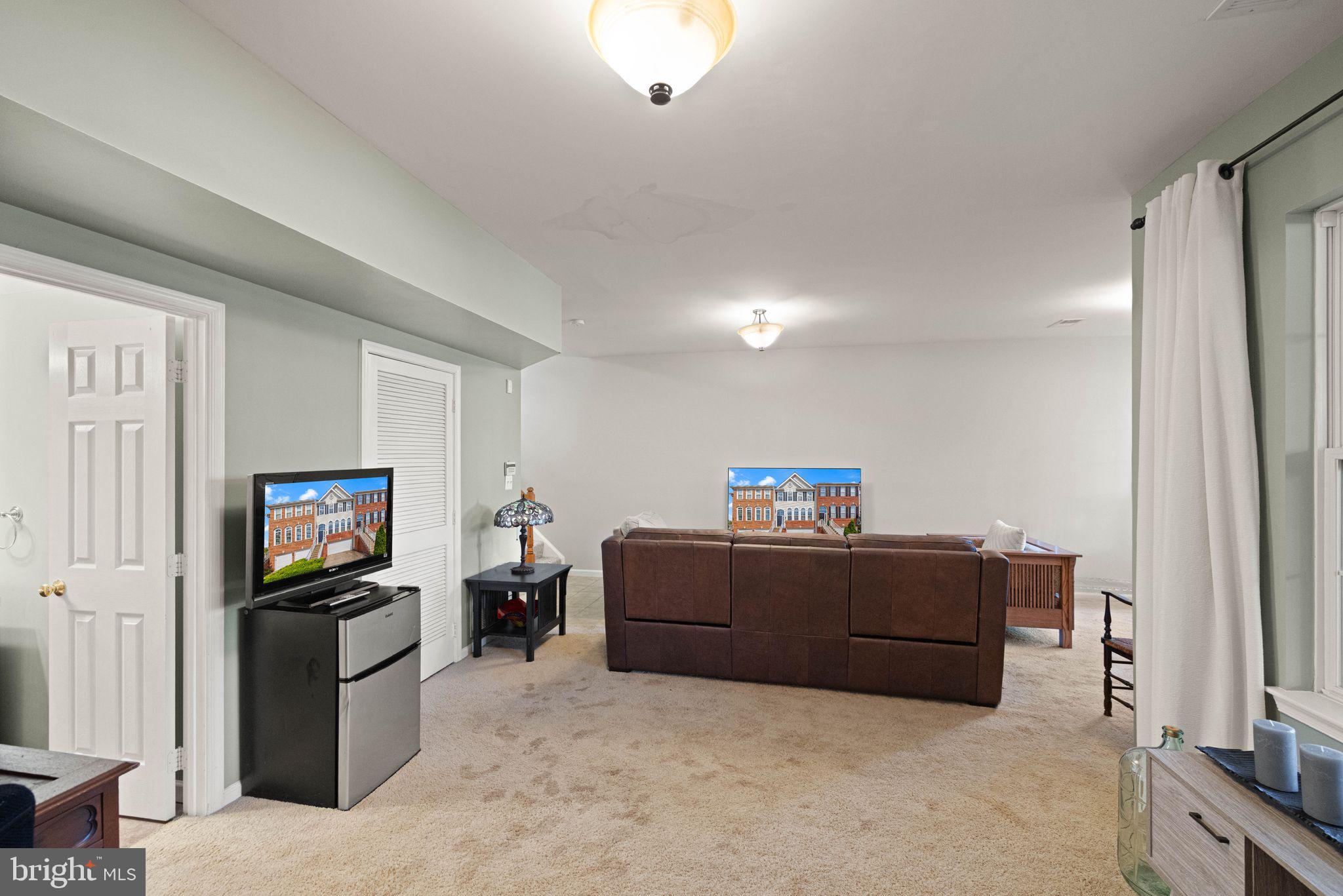 21312 LORD NELSON TERRACE