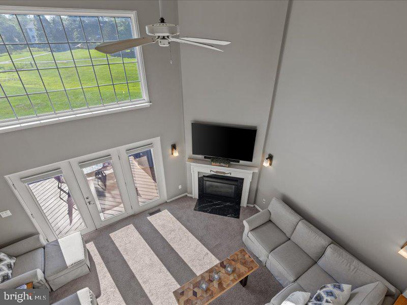 43036 HEDGEAPPLE COURT