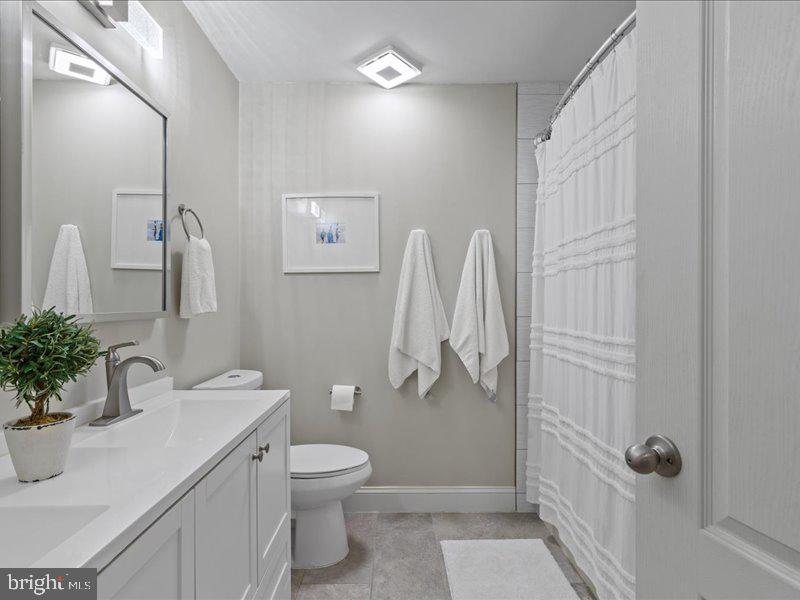 43036 HEDGEAPPLE COURT