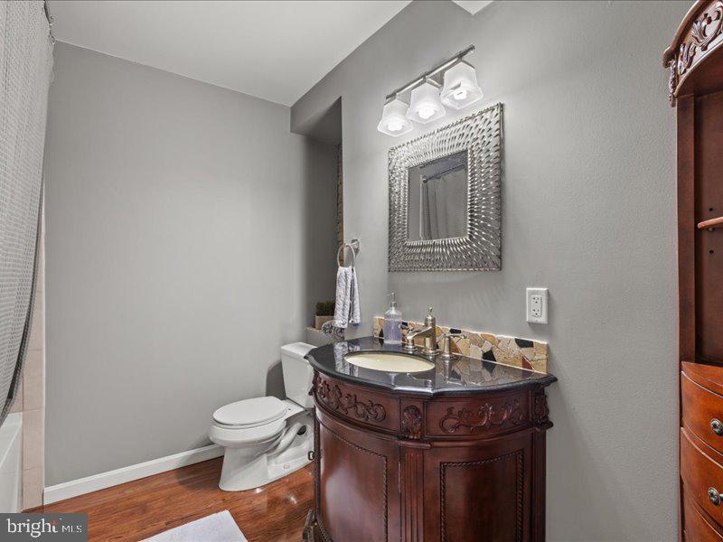 43036 HEDGEAPPLE COURT