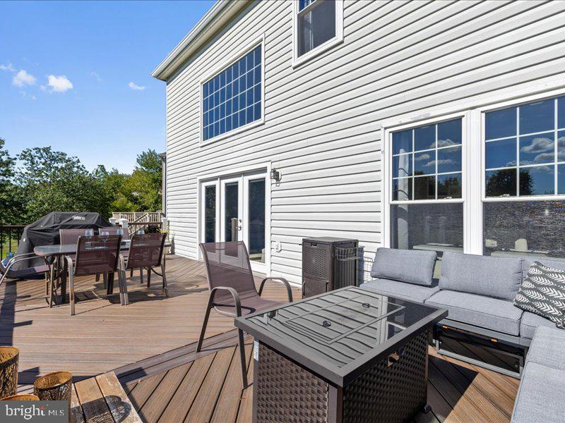 43036 HEDGEAPPLE COURT