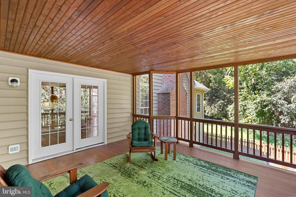 409 BOLINGBROOK COURT