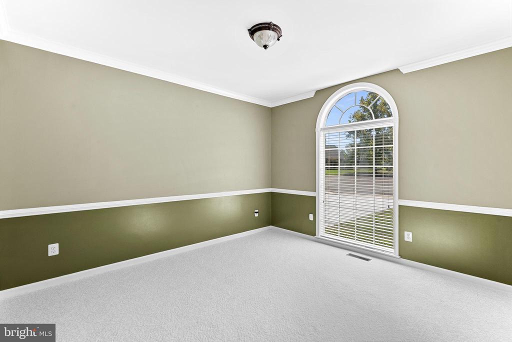 409 BOLINGBROOK COURT