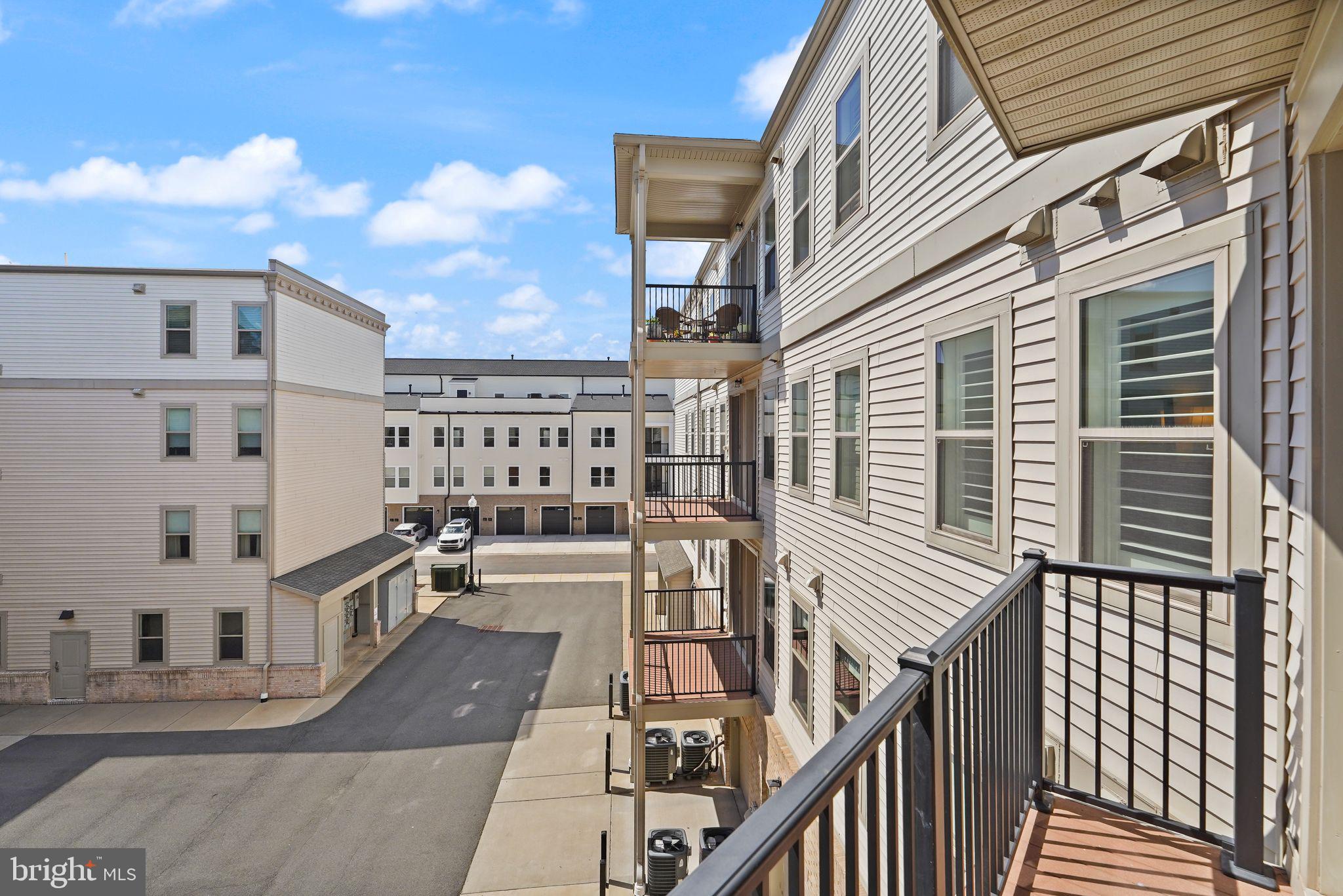 23631 HAVELOCK WALK TERRACE 318