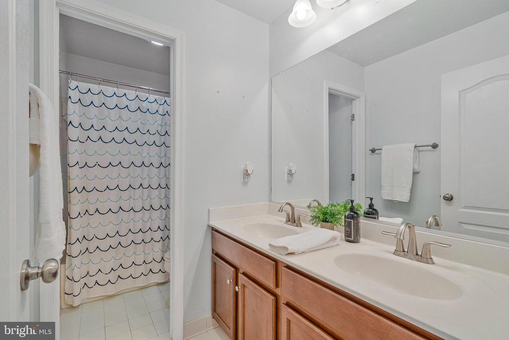25168 FLUVIAL TERRACE