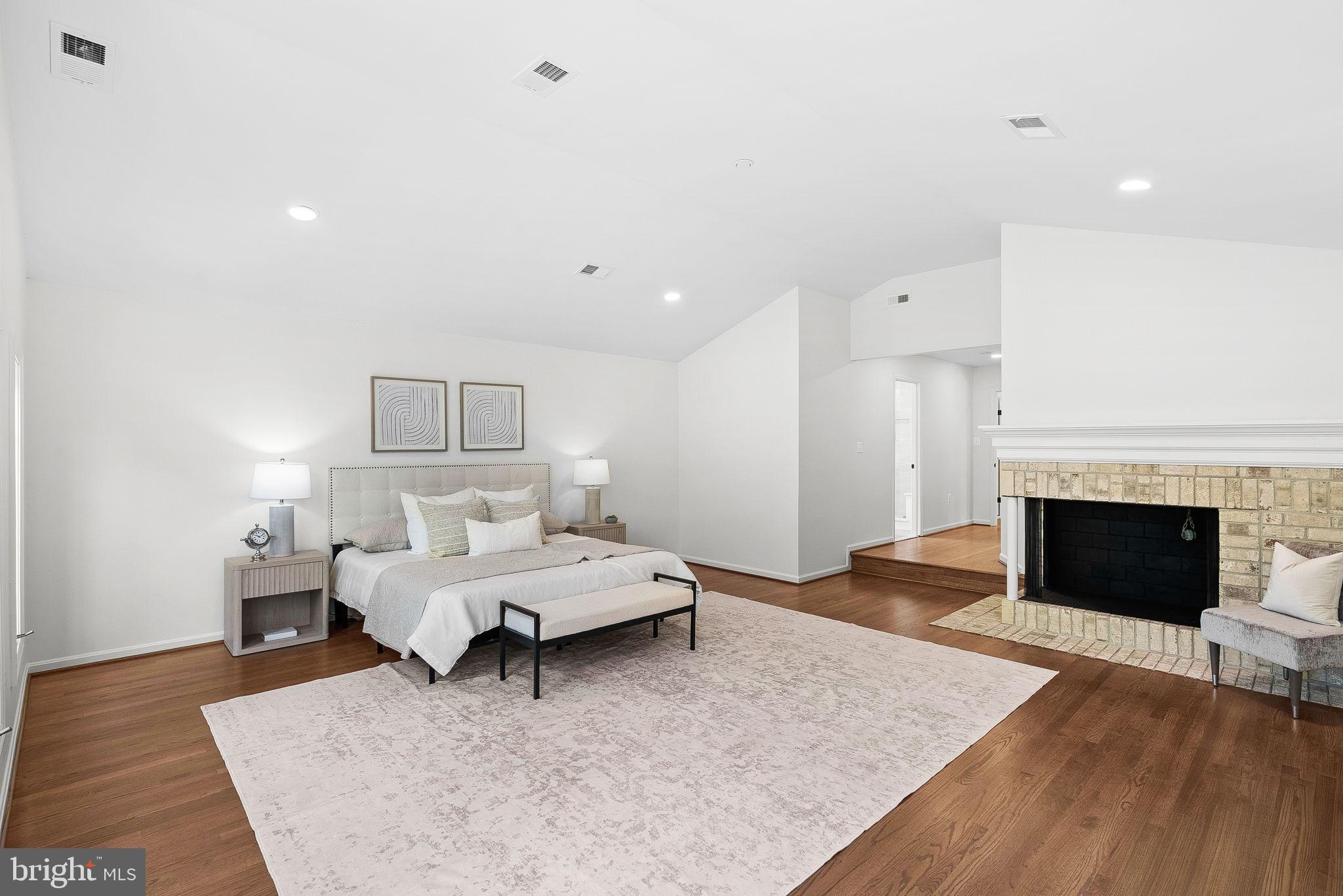 17509 PINEHURST COURT