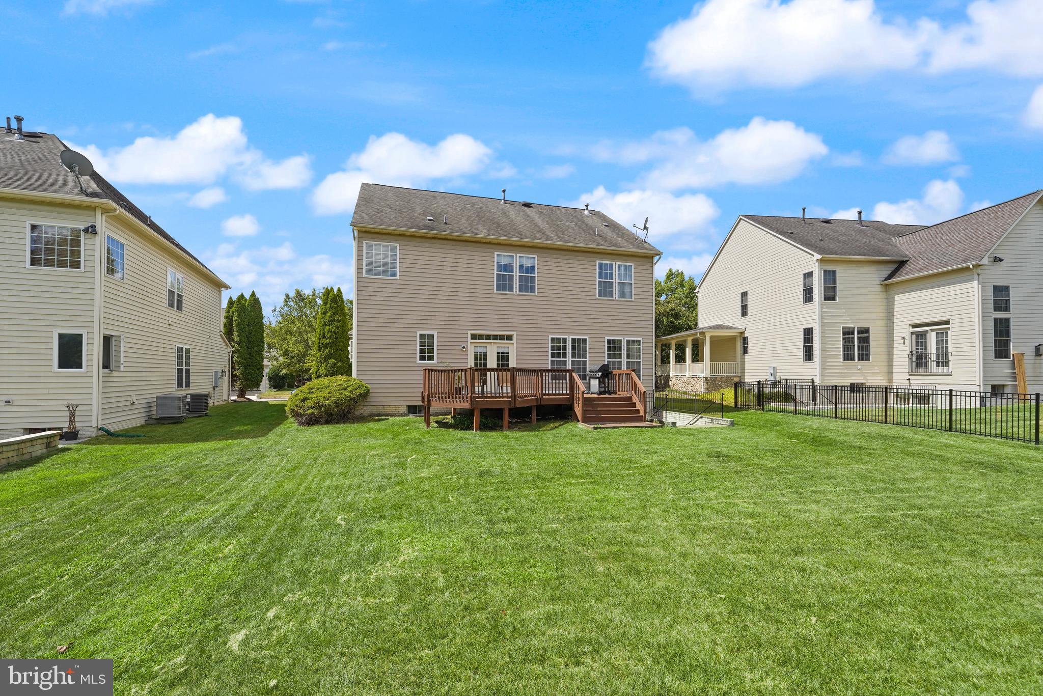 19296 CREEK FIELD CIRCLE