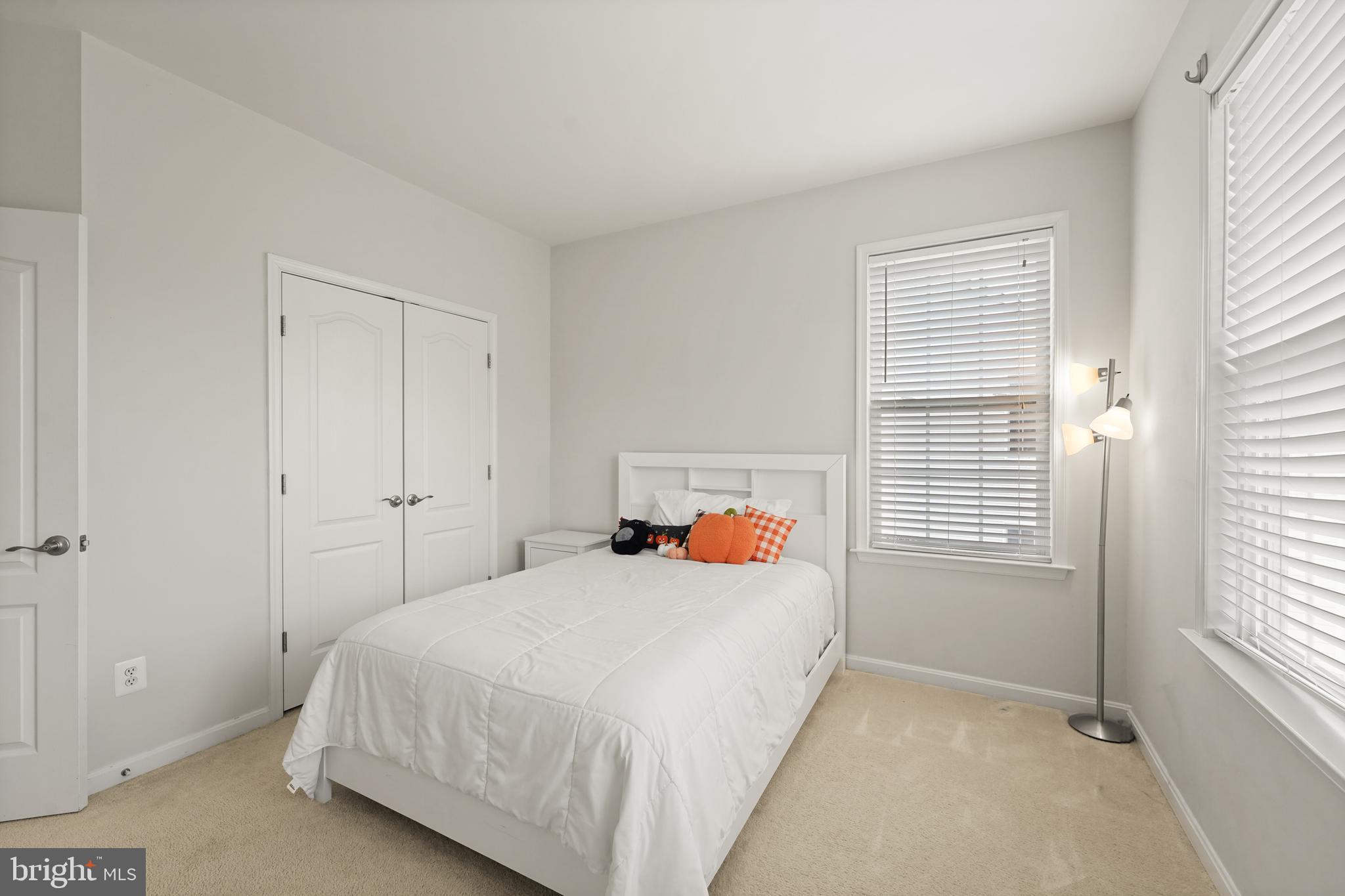 19296 CREEK FIELD CIRCLE