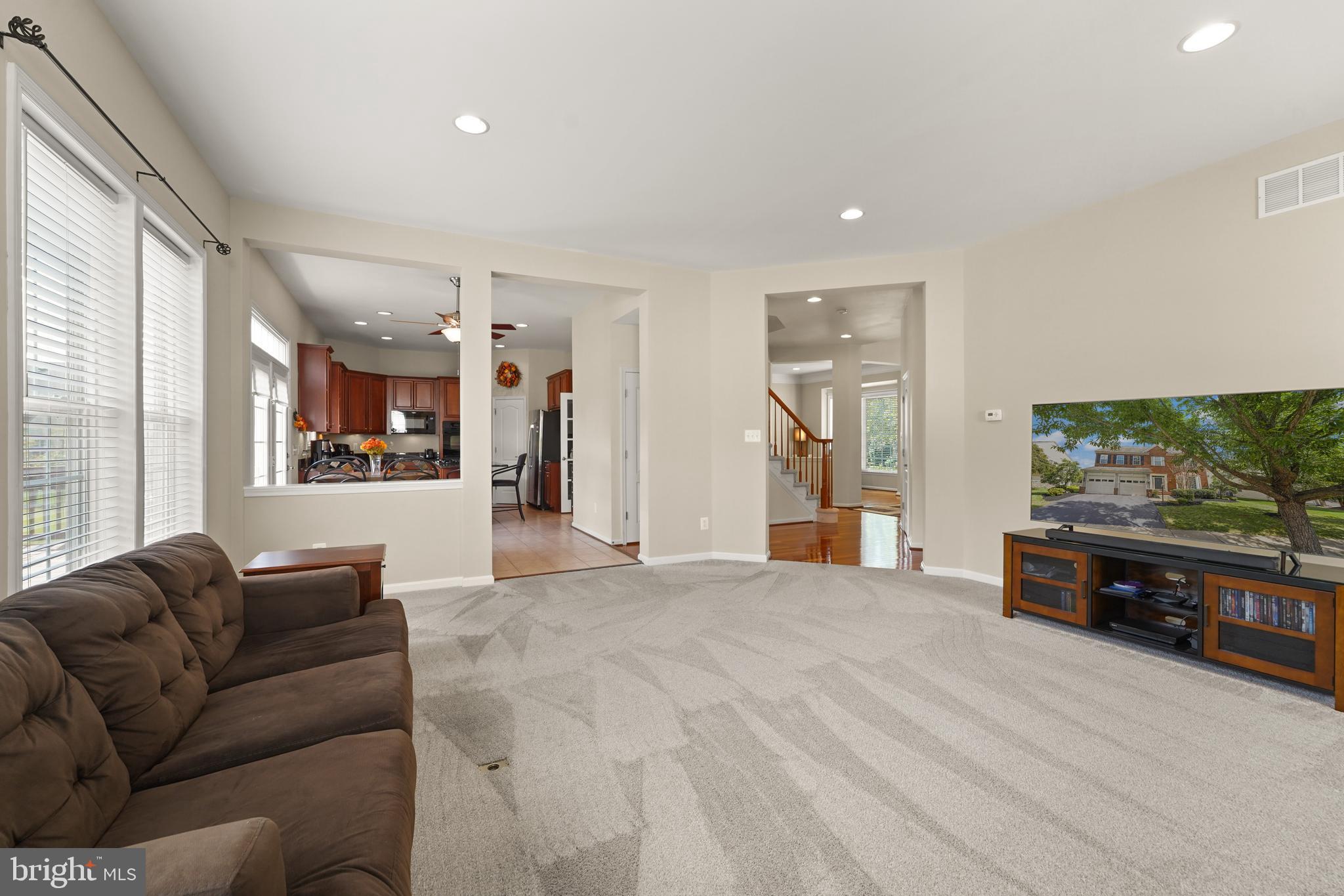 19296 CREEK FIELD CIRCLE