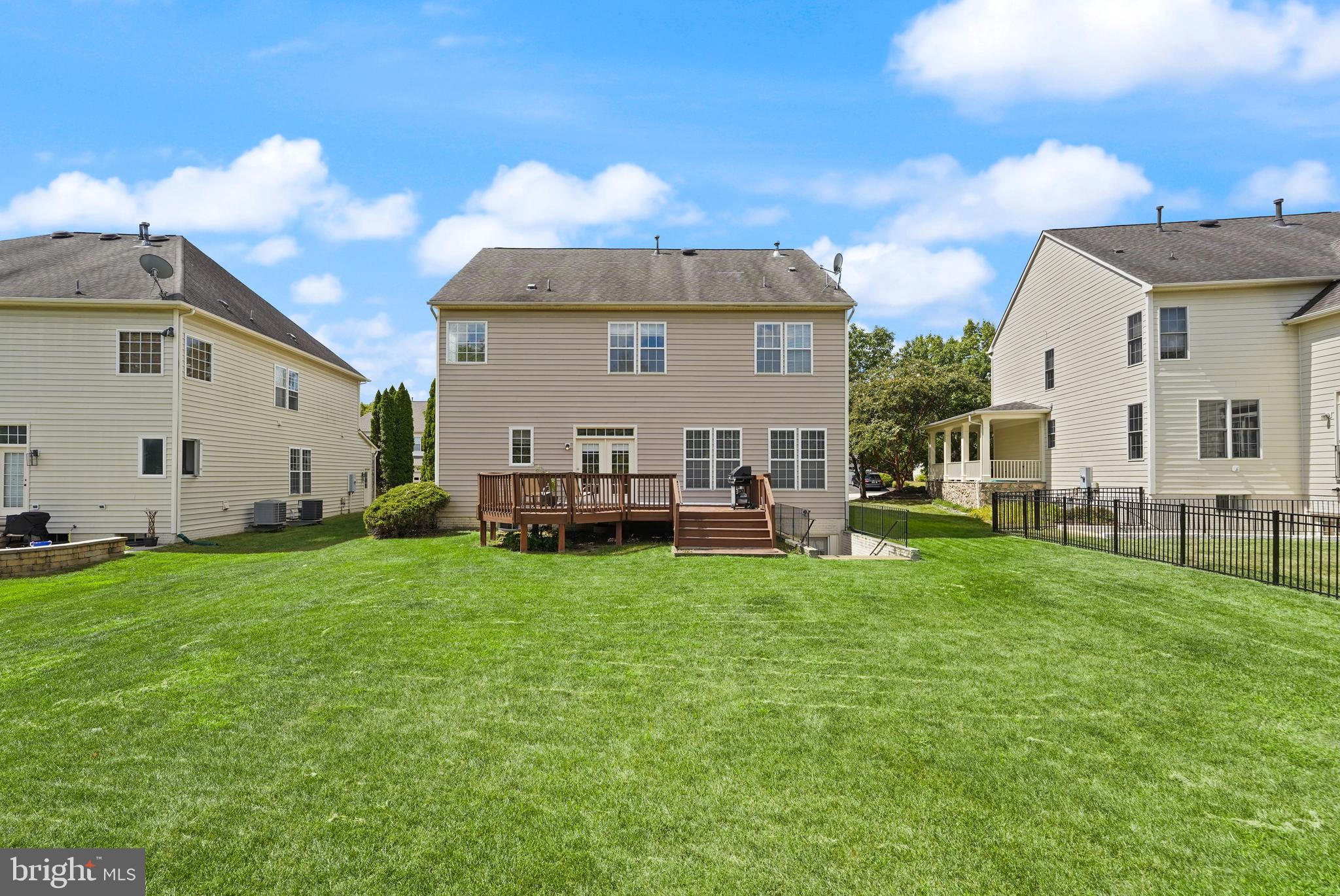 19296 CREEK FIELD CIRCLE