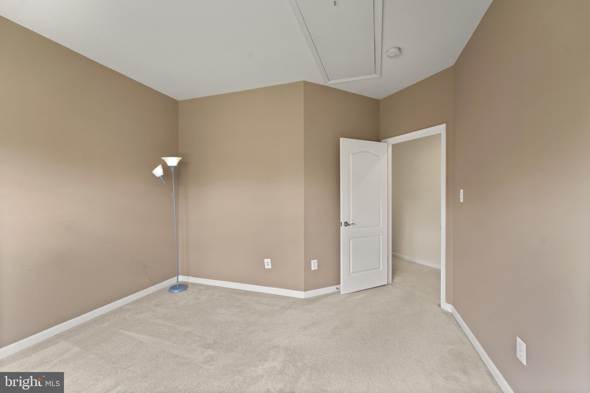 19296 CREEK FIELD CIRCLE