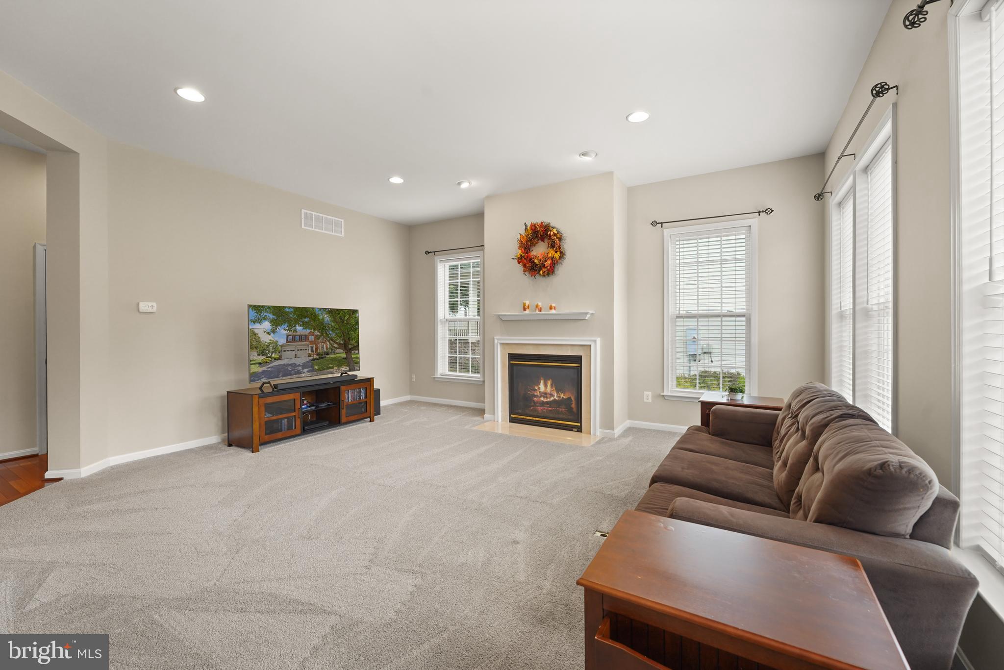 19296 CREEK FIELD CIRCLE