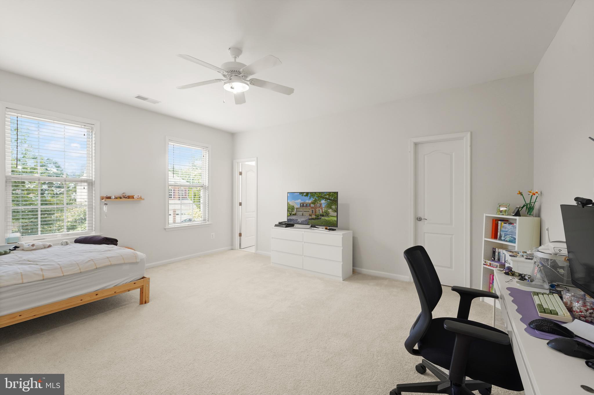 19296 CREEK FIELD CIRCLE