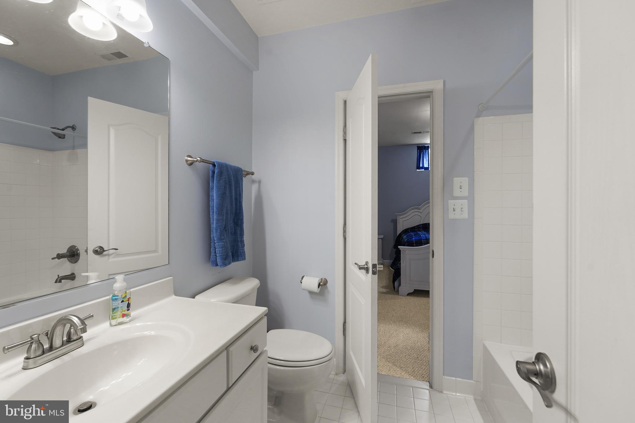 19296 CREEK FIELD CIRCLE