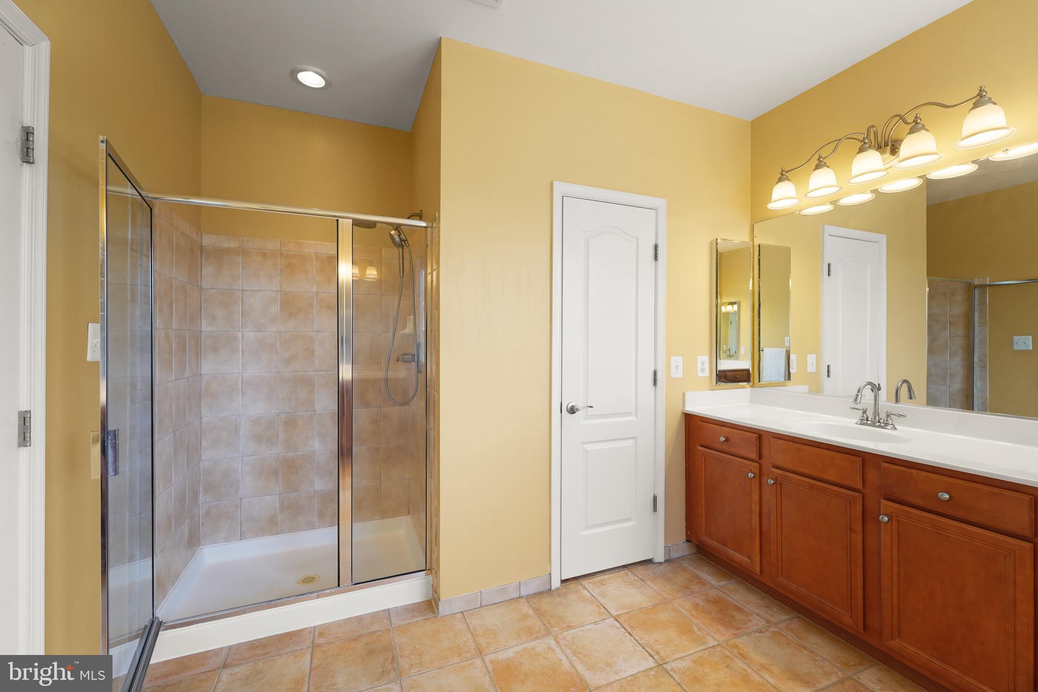 19296 CREEK FIELD CIRCLE