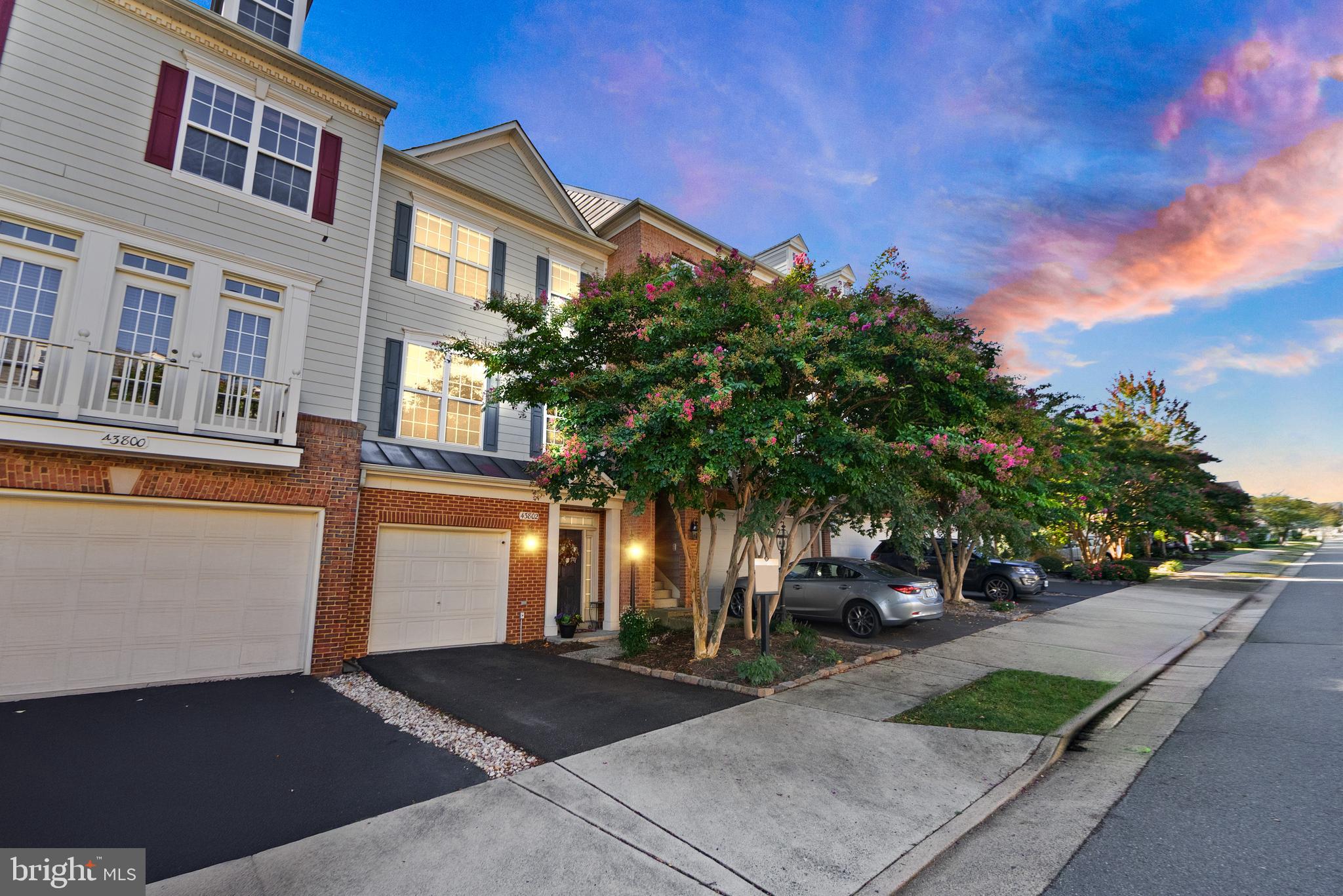 43802 LEES MILL SQUARE