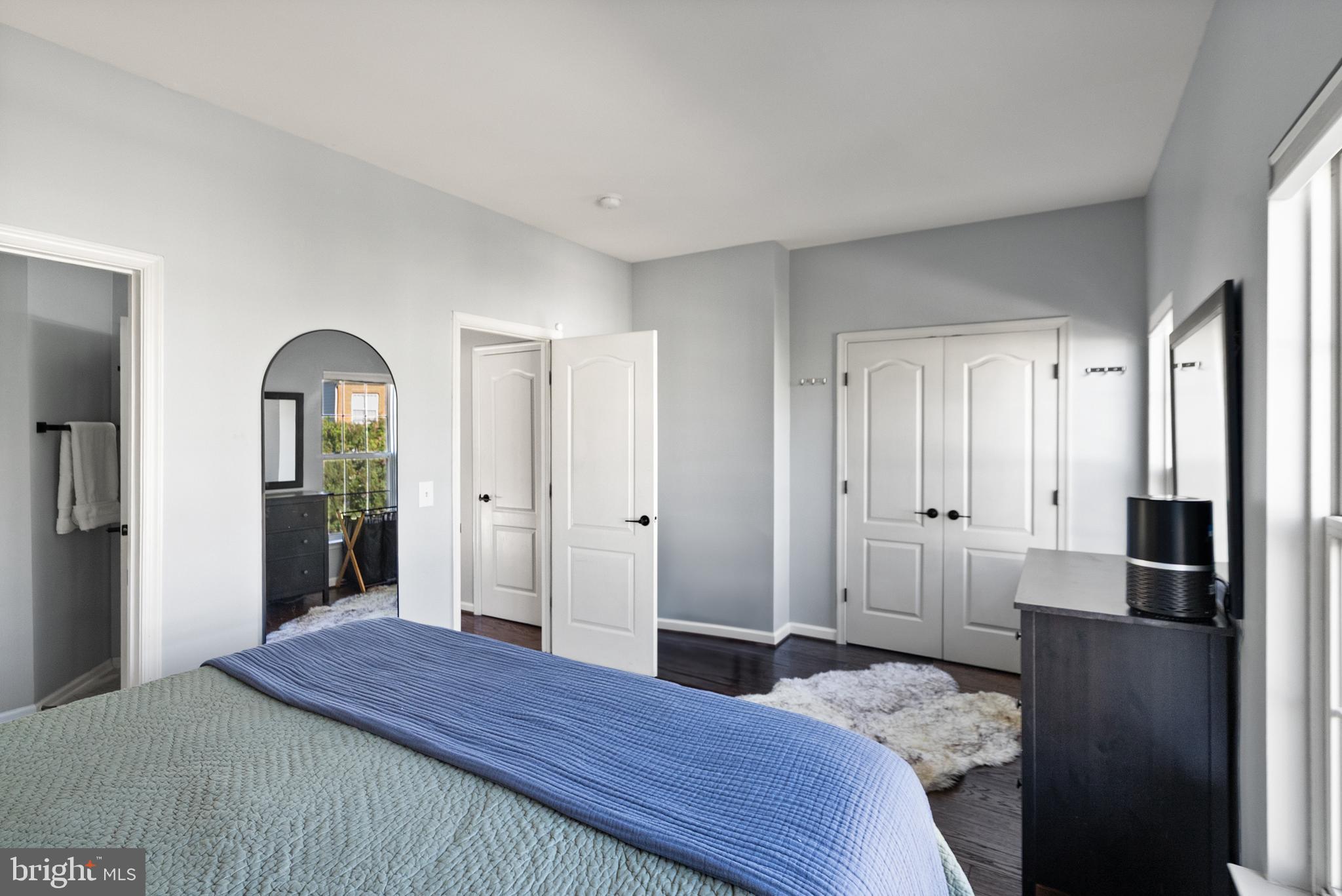 43802 LEES MILL SQUARE