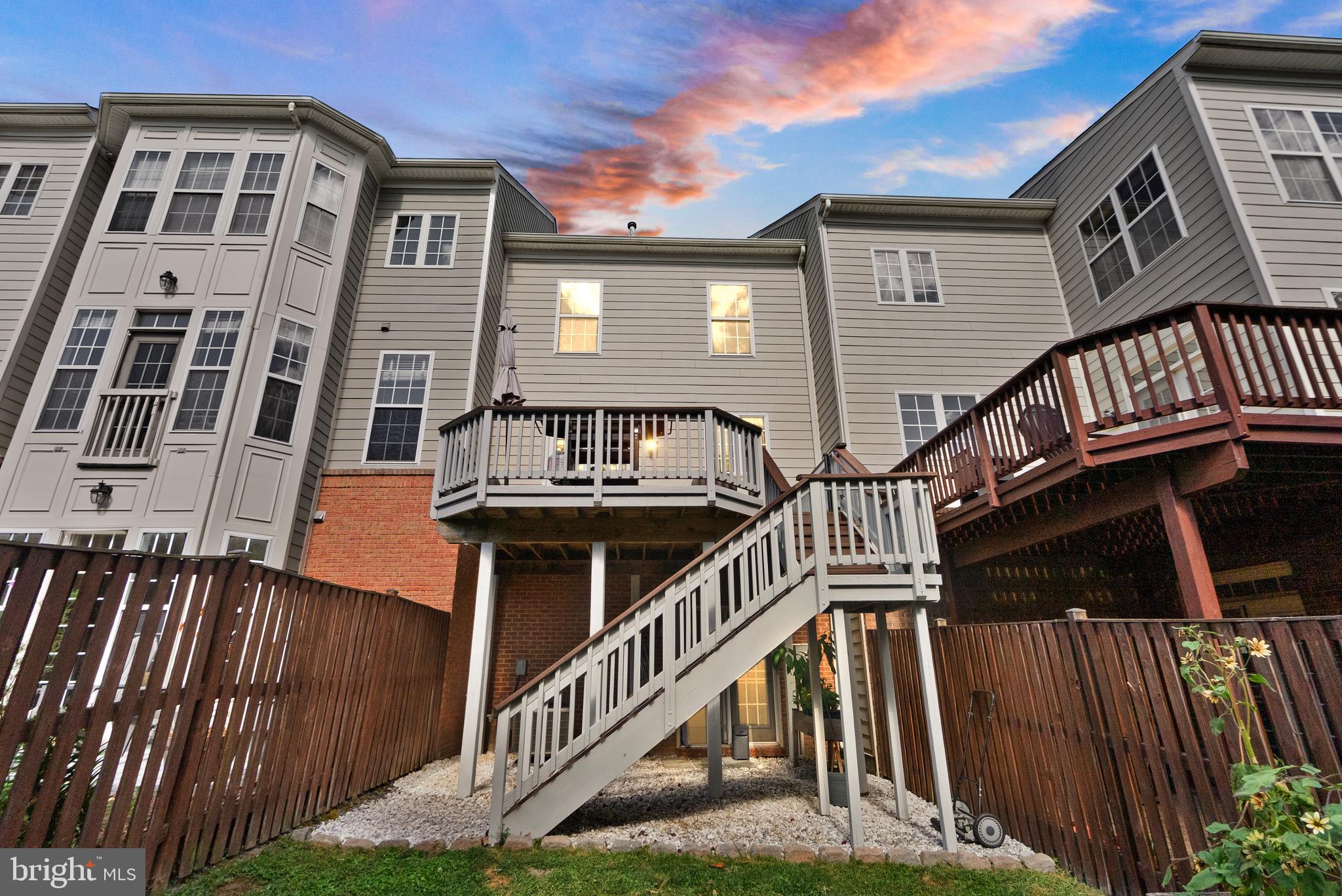 43802 LEES MILL SQUARE