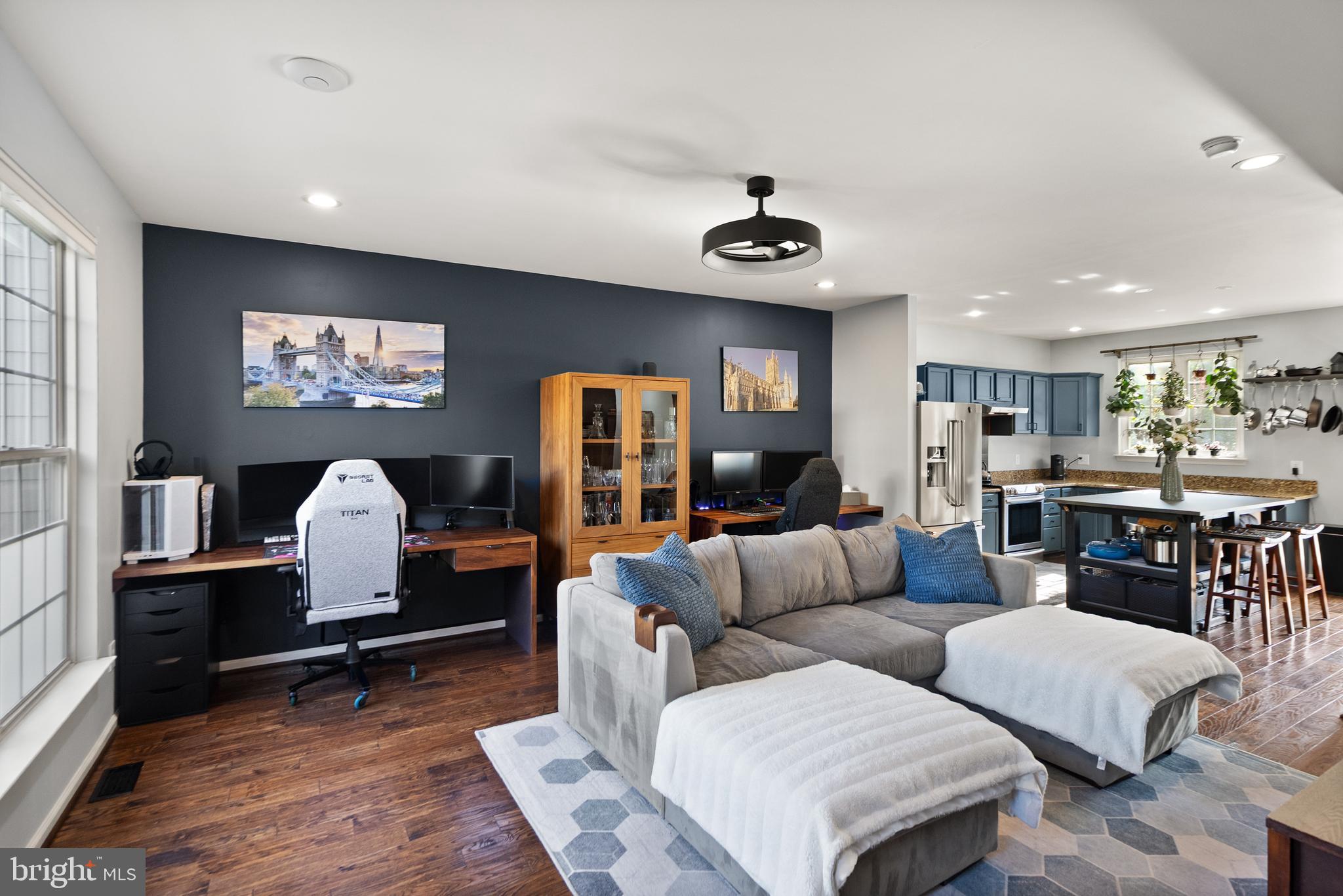 43802 LEES MILL SQUARE