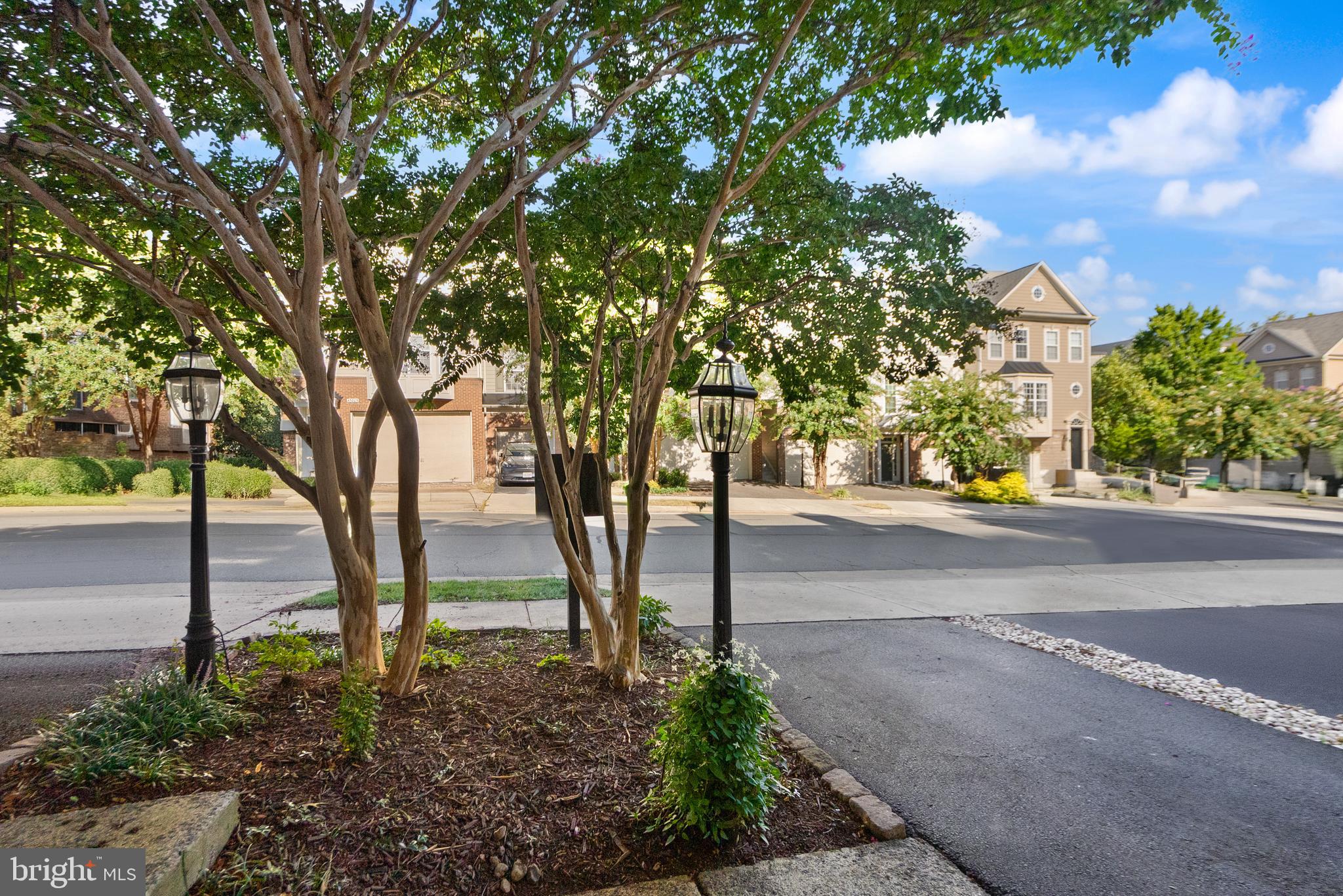 43802 LEES MILL SQUARE