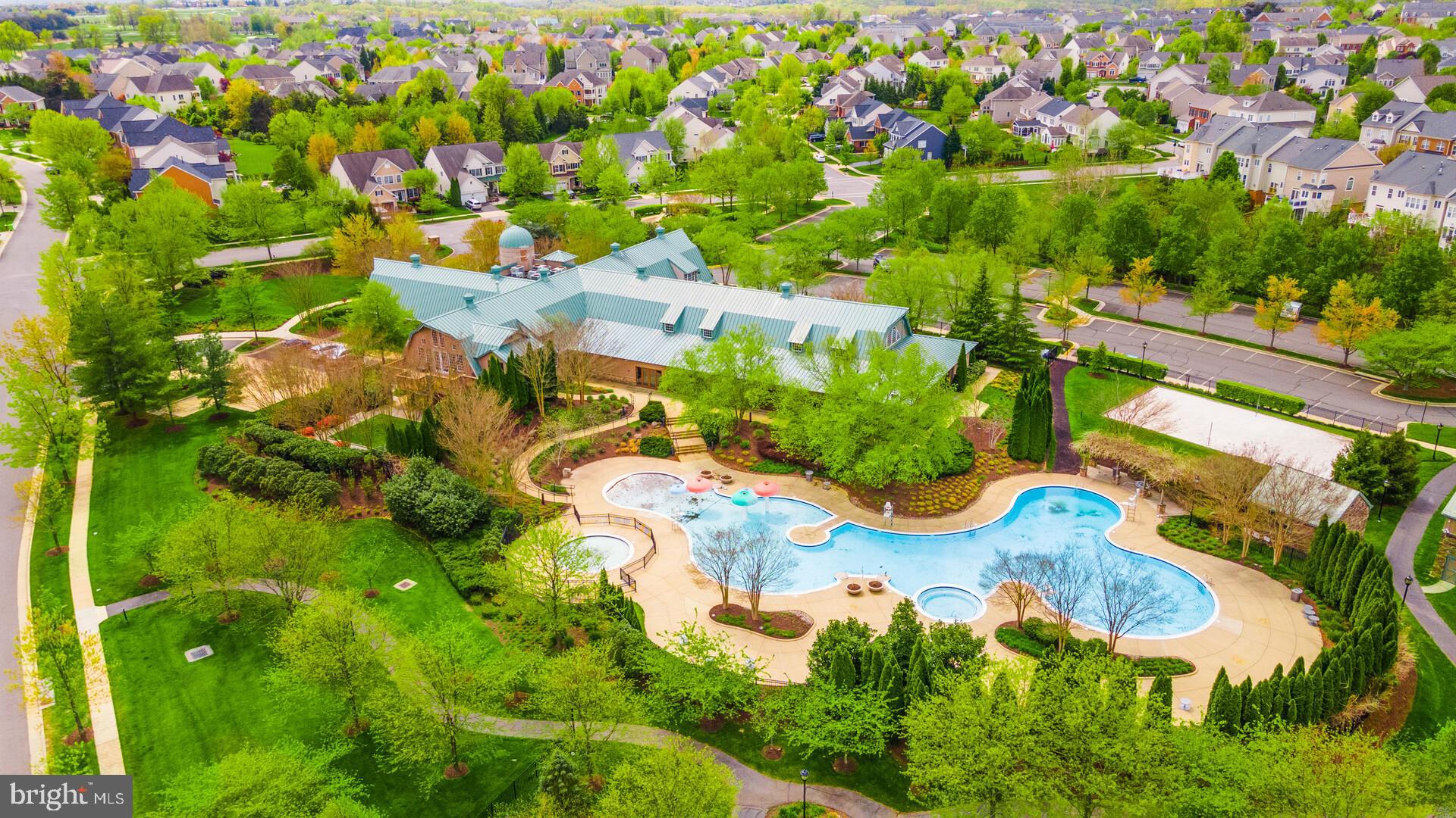 43802 LEES MILL SQUARE