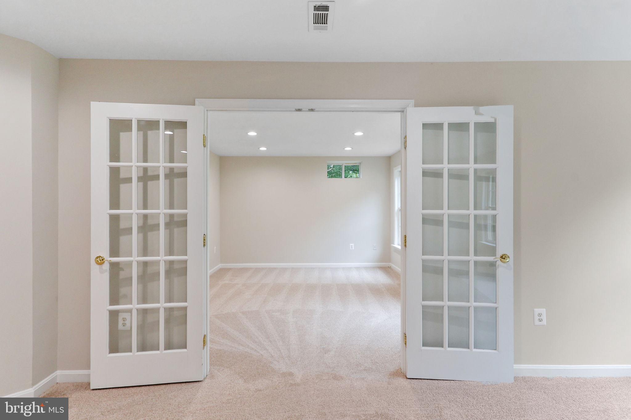 18415 RIM ROCK CIRCLE