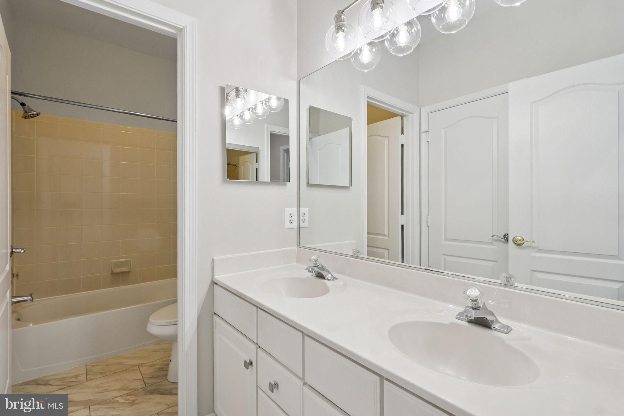 18415 RIM ROCK CIRCLE