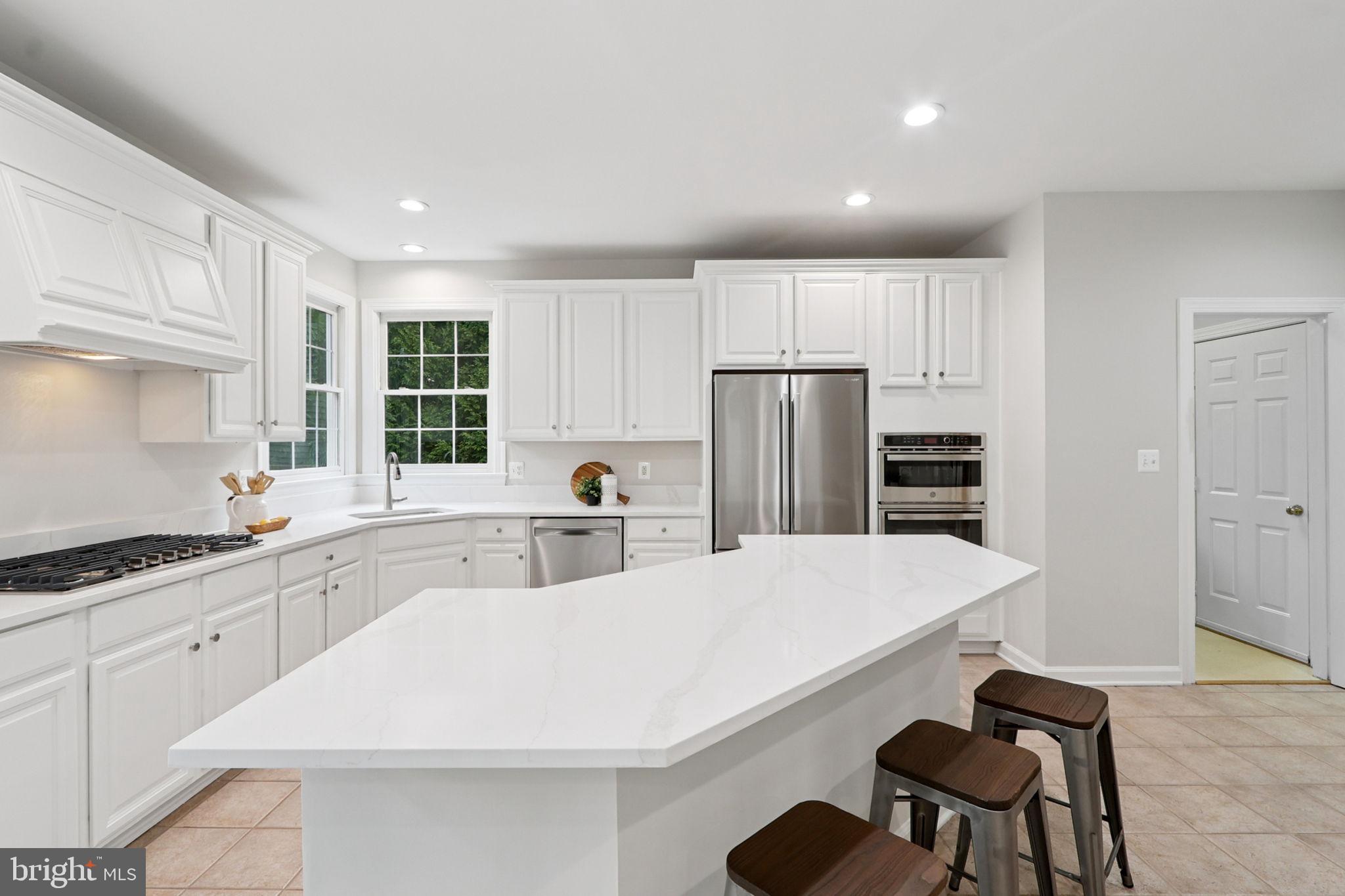 18415 RIM ROCK CIRCLE