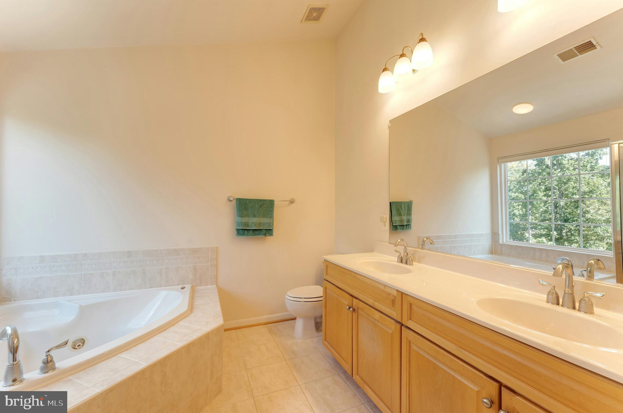 24661 CLOCK TOWER SQUARE