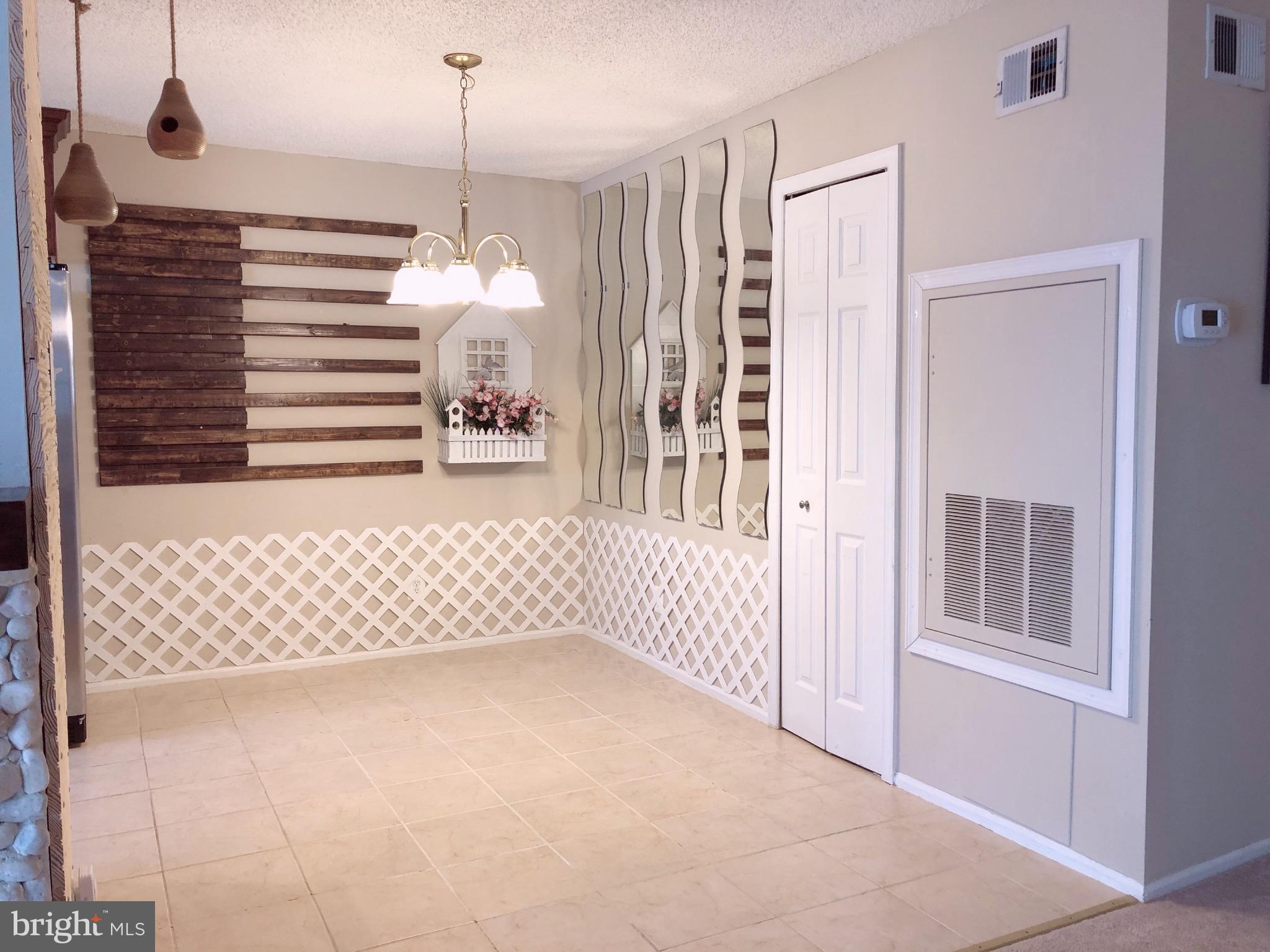 1118 HUNTMASTER TERRACE NE 202