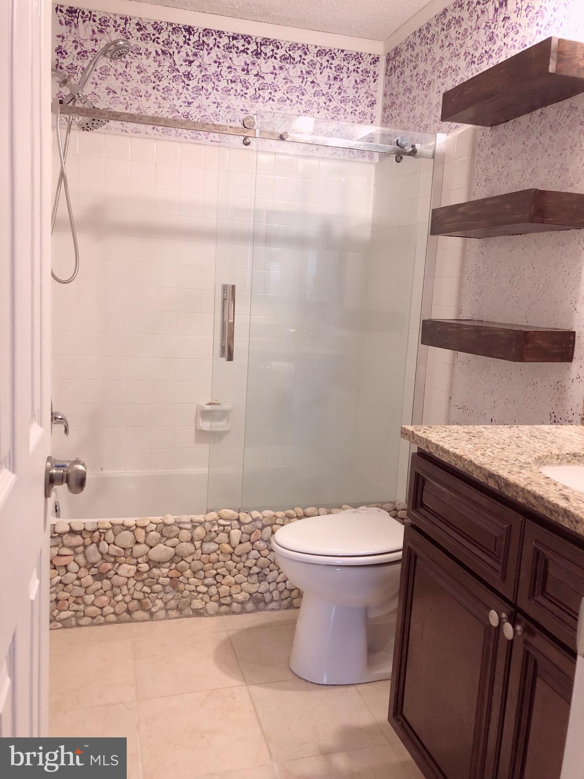 1118 HUNTMASTER TERRACE NE 202