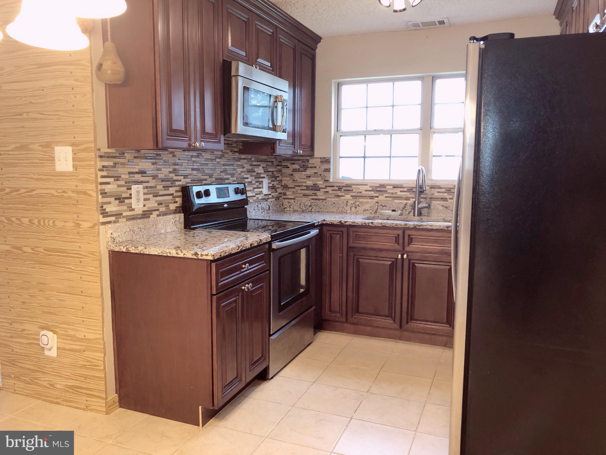 1118 HUNTMASTER TERRACE NE 202