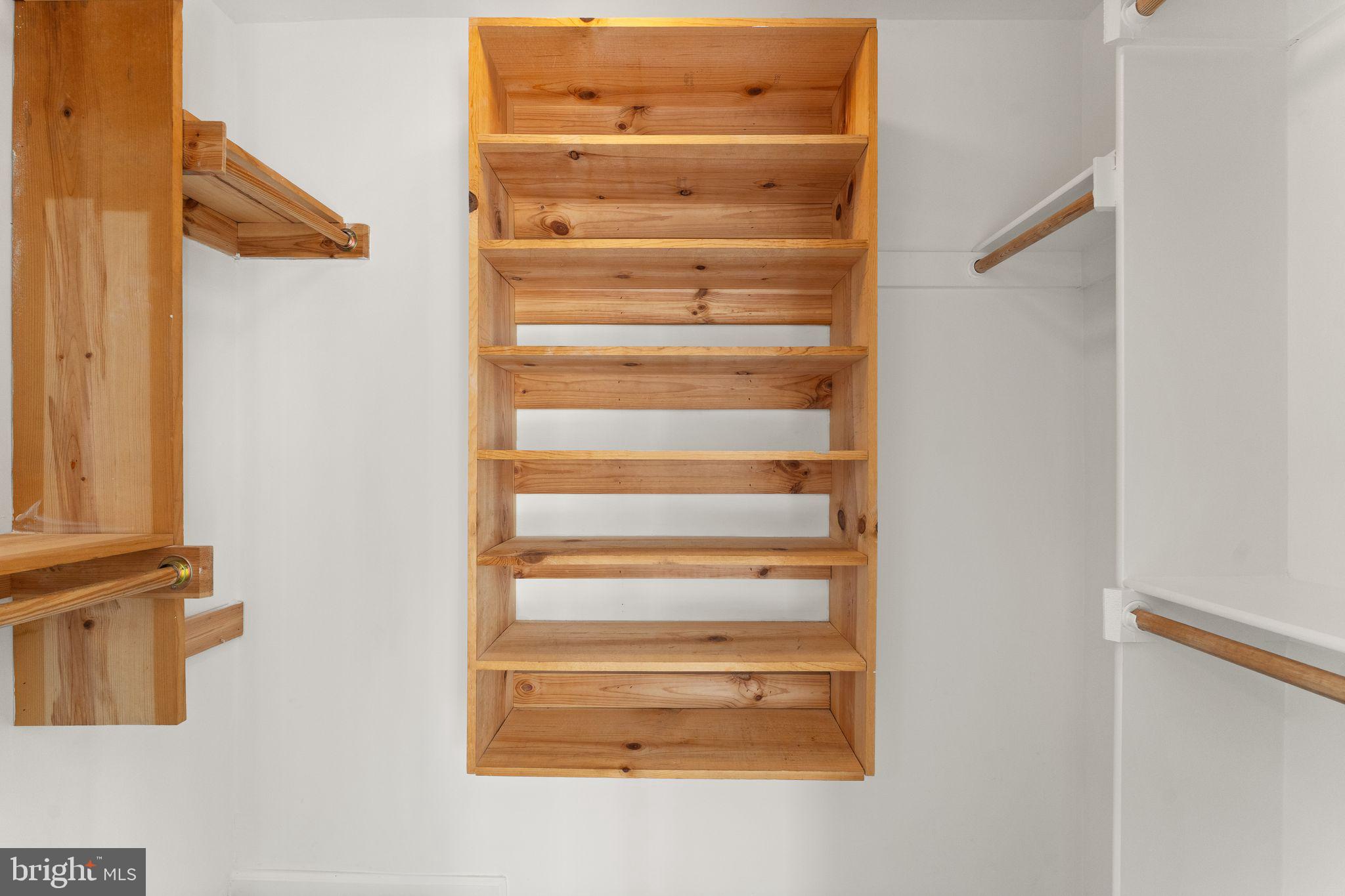 16 WORTHINGTON COURT