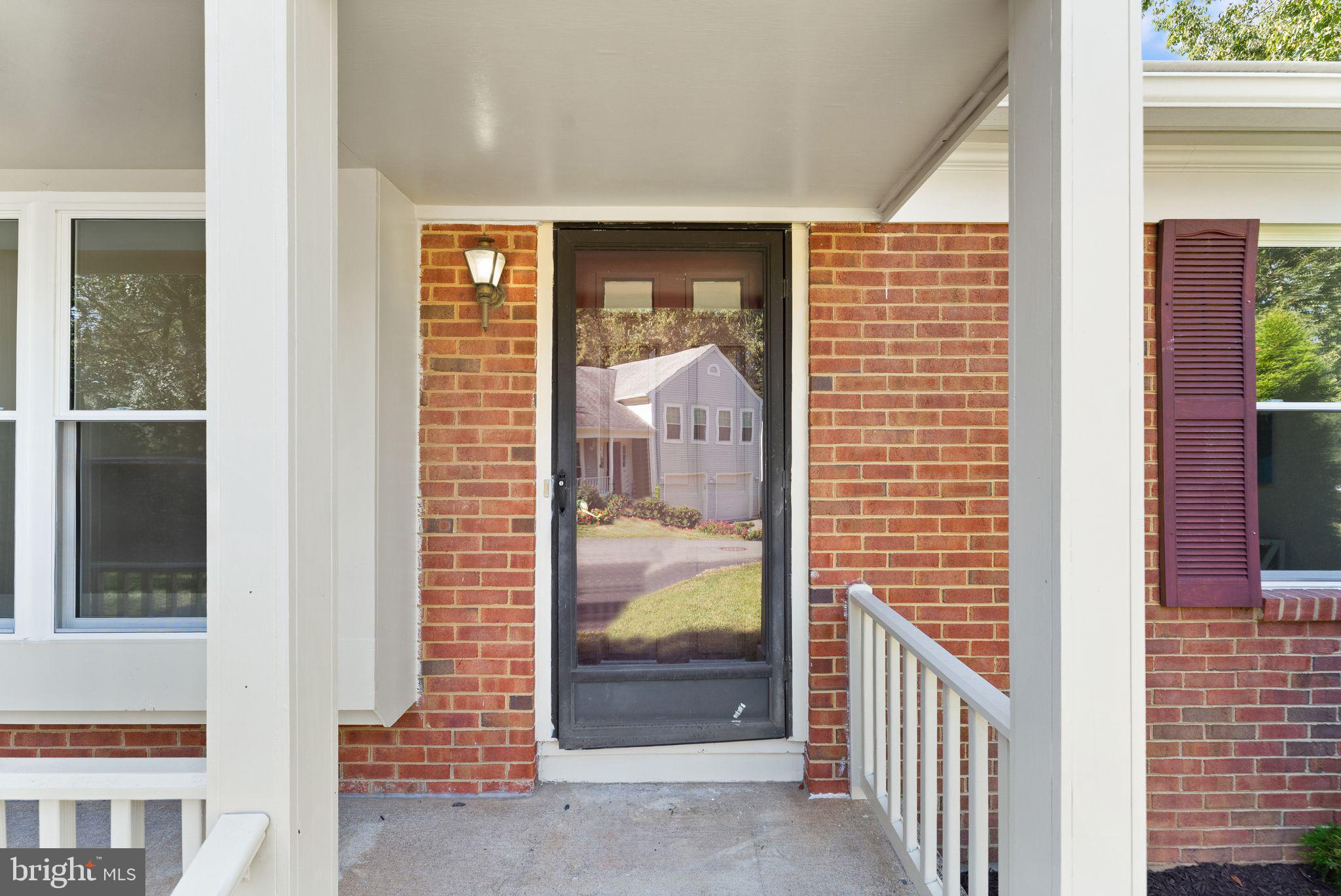 16 WORTHINGTON COURT