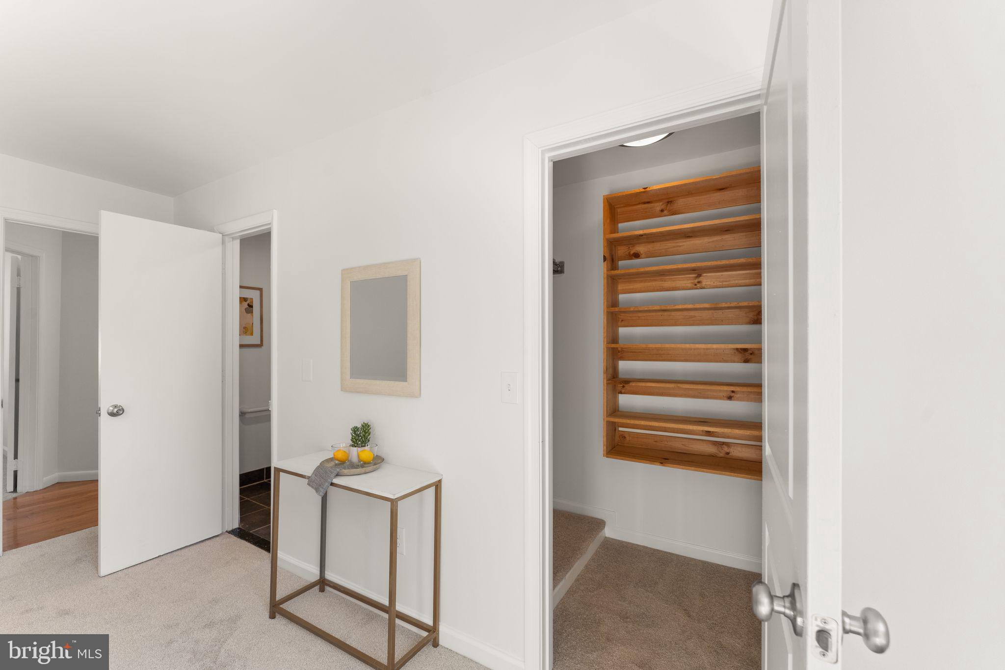 16 WORTHINGTON COURT