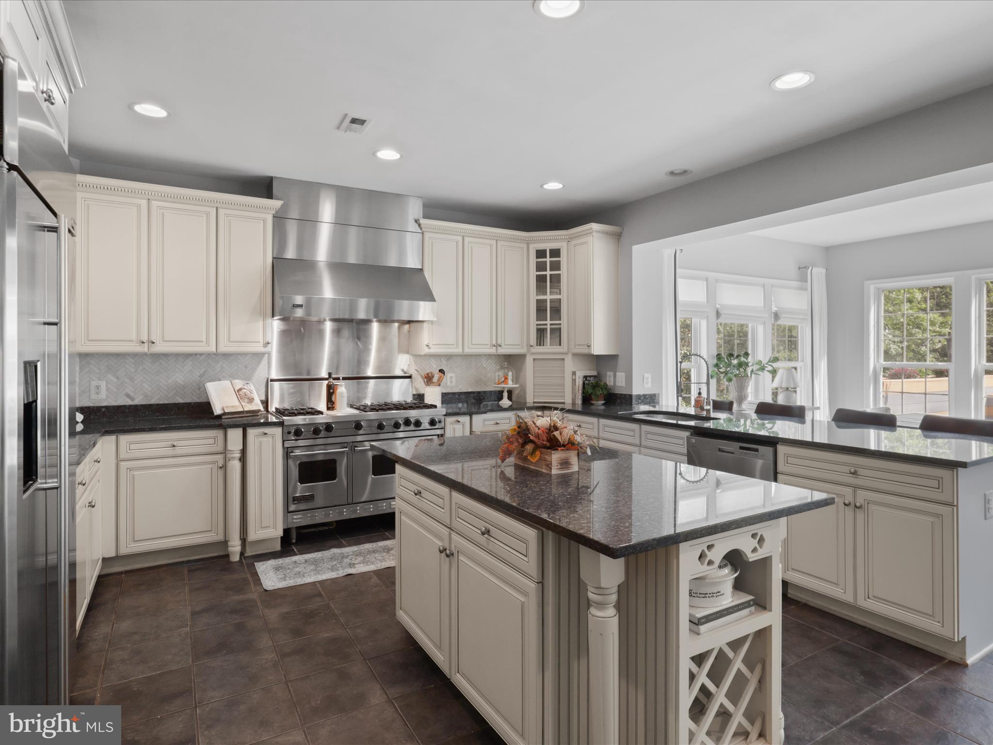 43769 CHURCHILL GLEN DRIVE