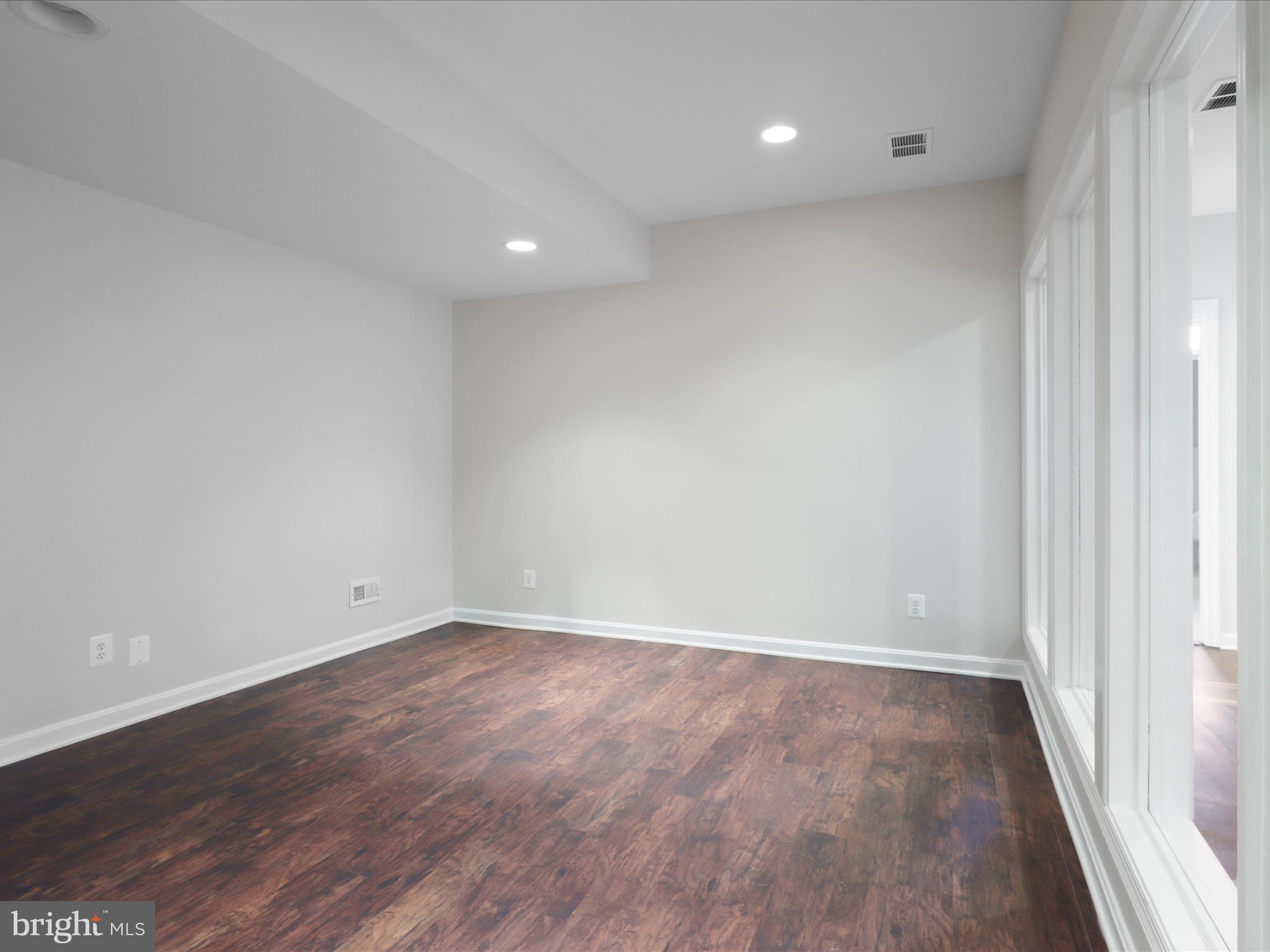 43769 CHURCHILL GLEN DRIVE