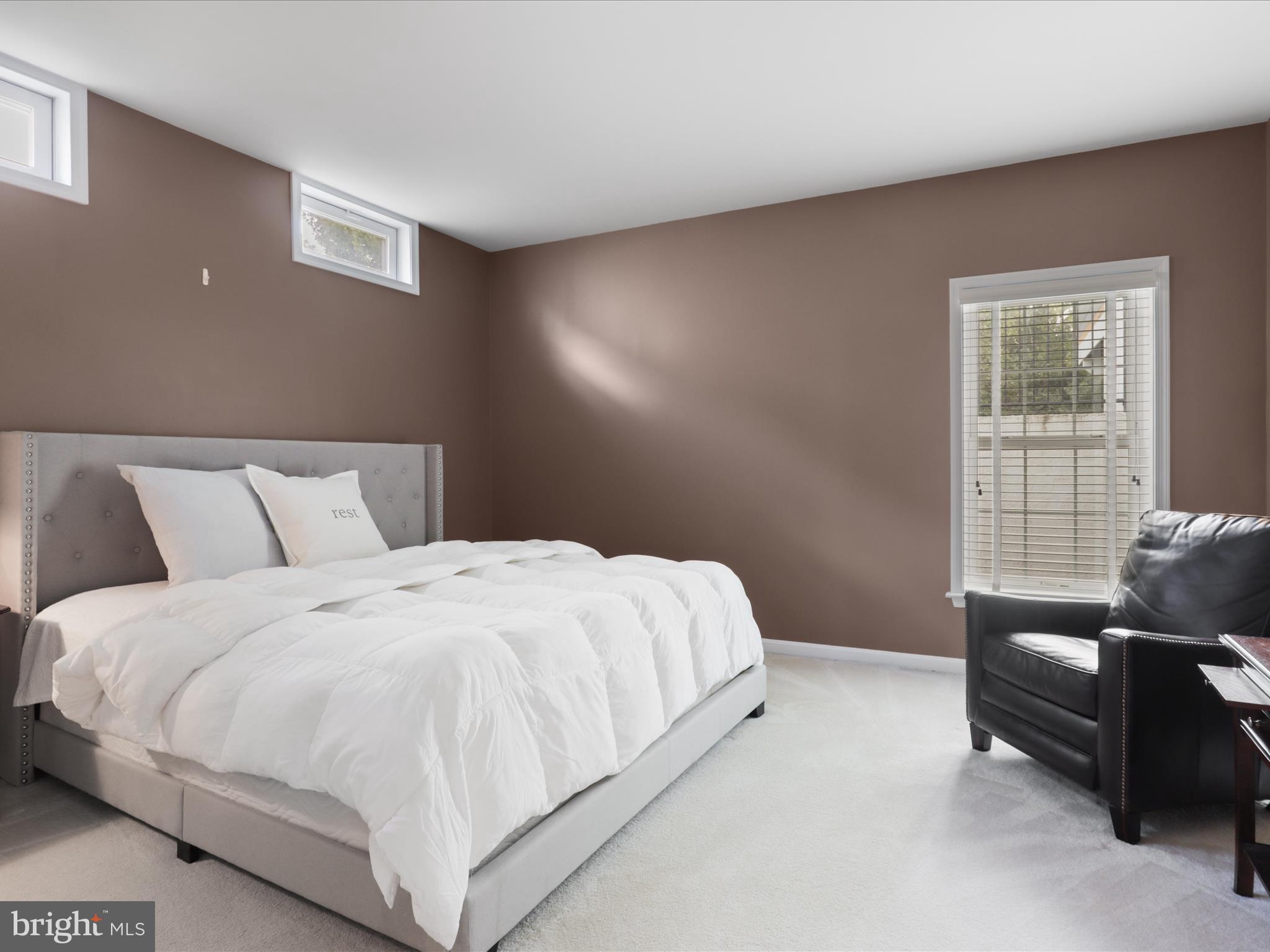 43769 CHURCHILL GLEN DRIVE