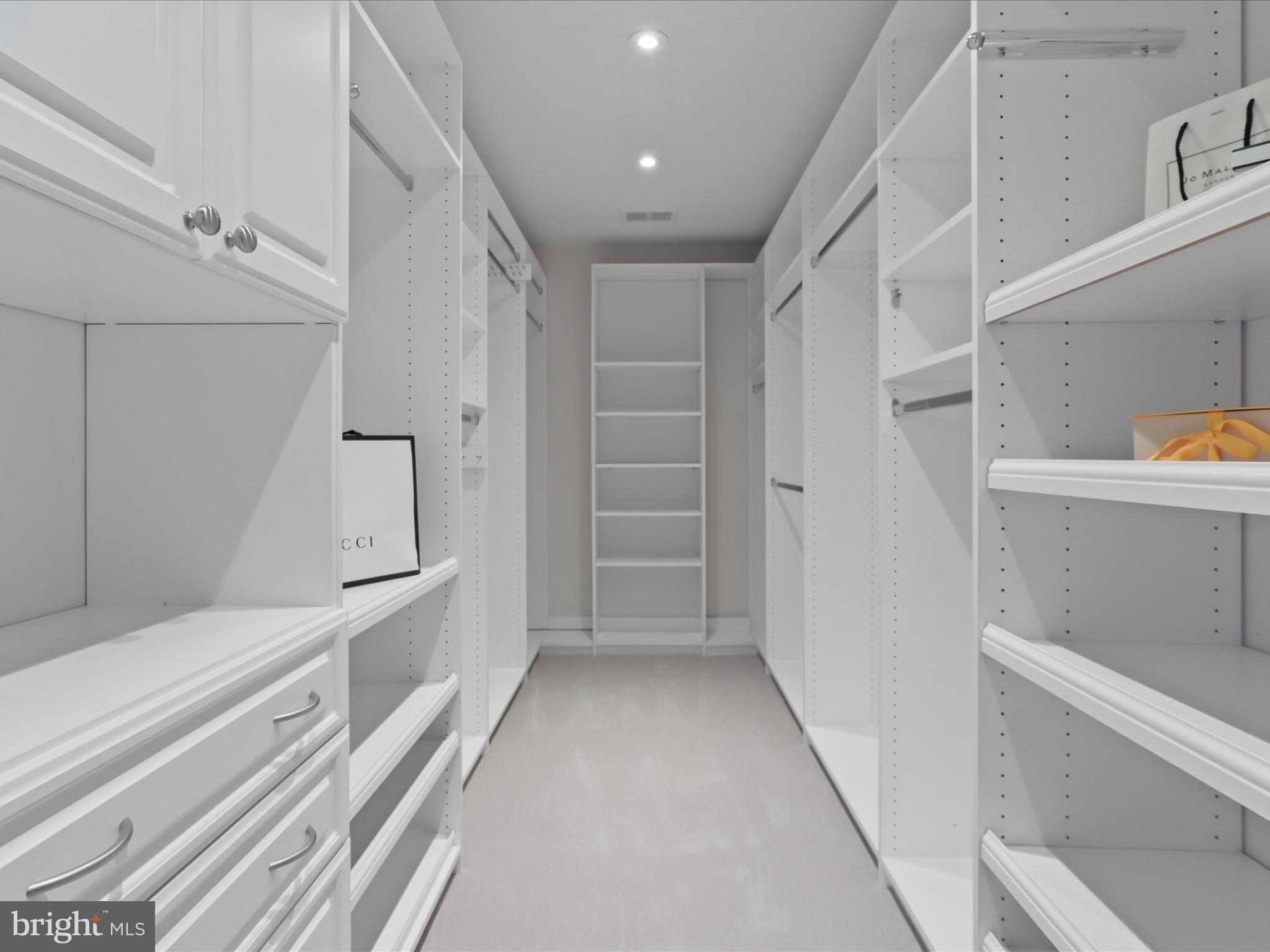 43769 CHURCHILL GLEN DRIVE